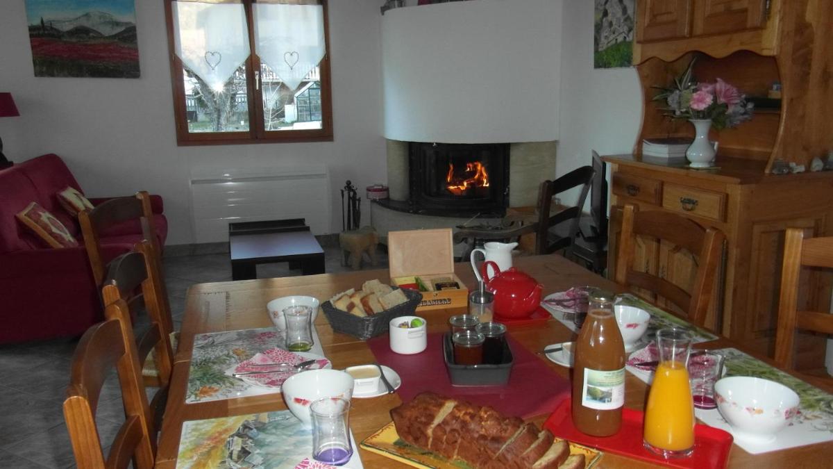 Au Vieux Tilleul view 2