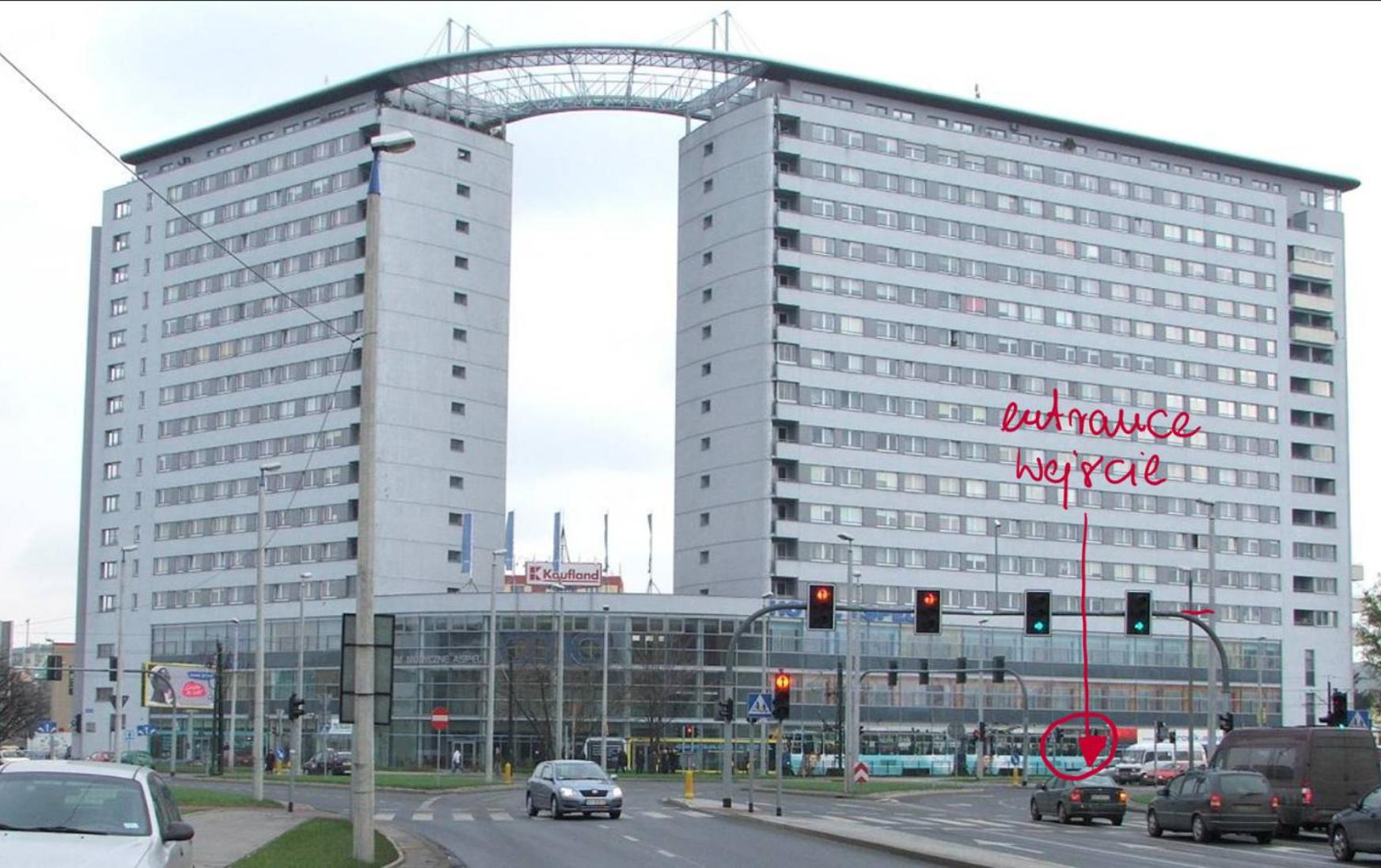 Sunny 1 room apartment with the view over Cracow view 3
