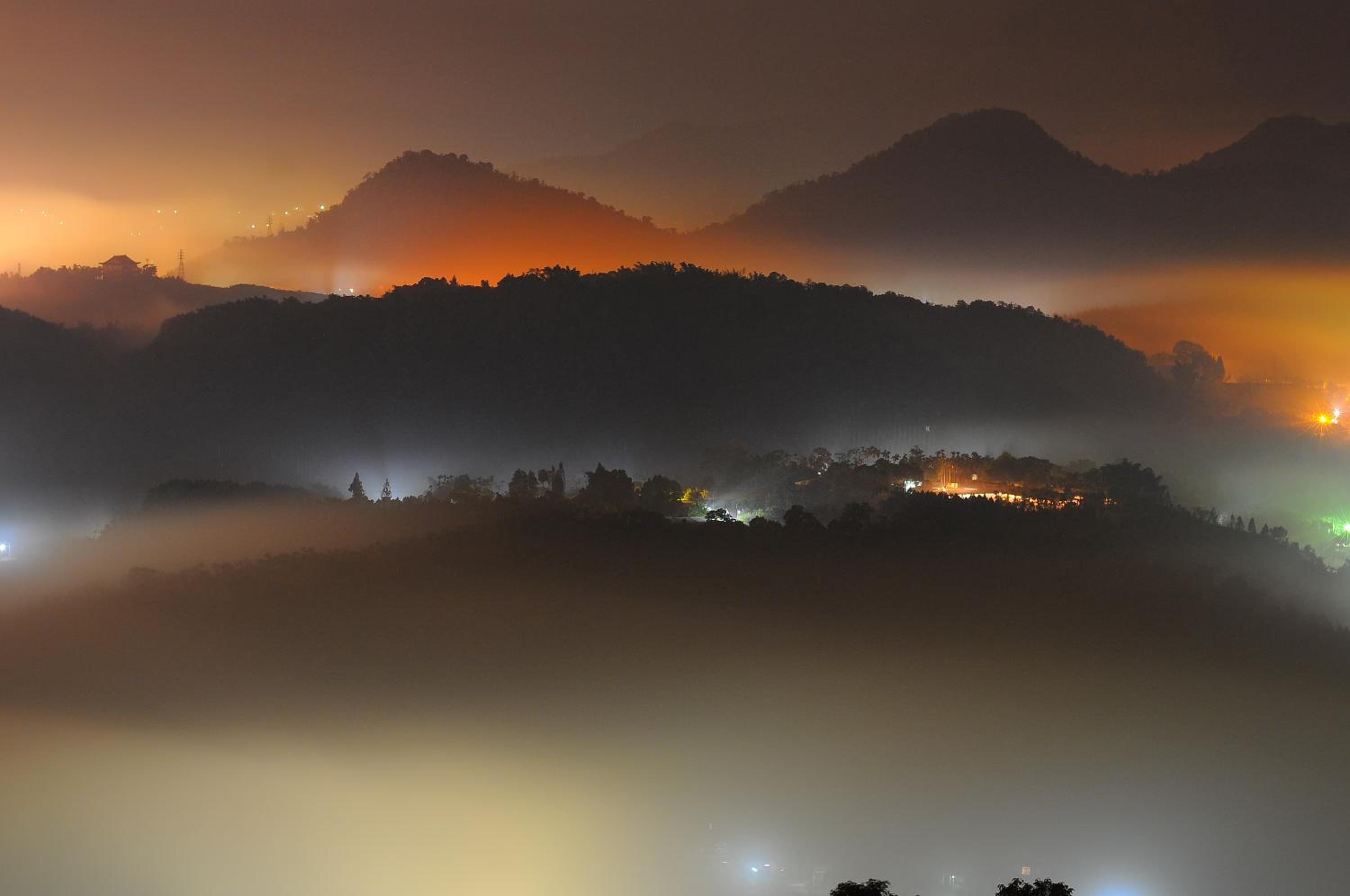 Sun Moon Lake Jinlongshan BnB view 2
