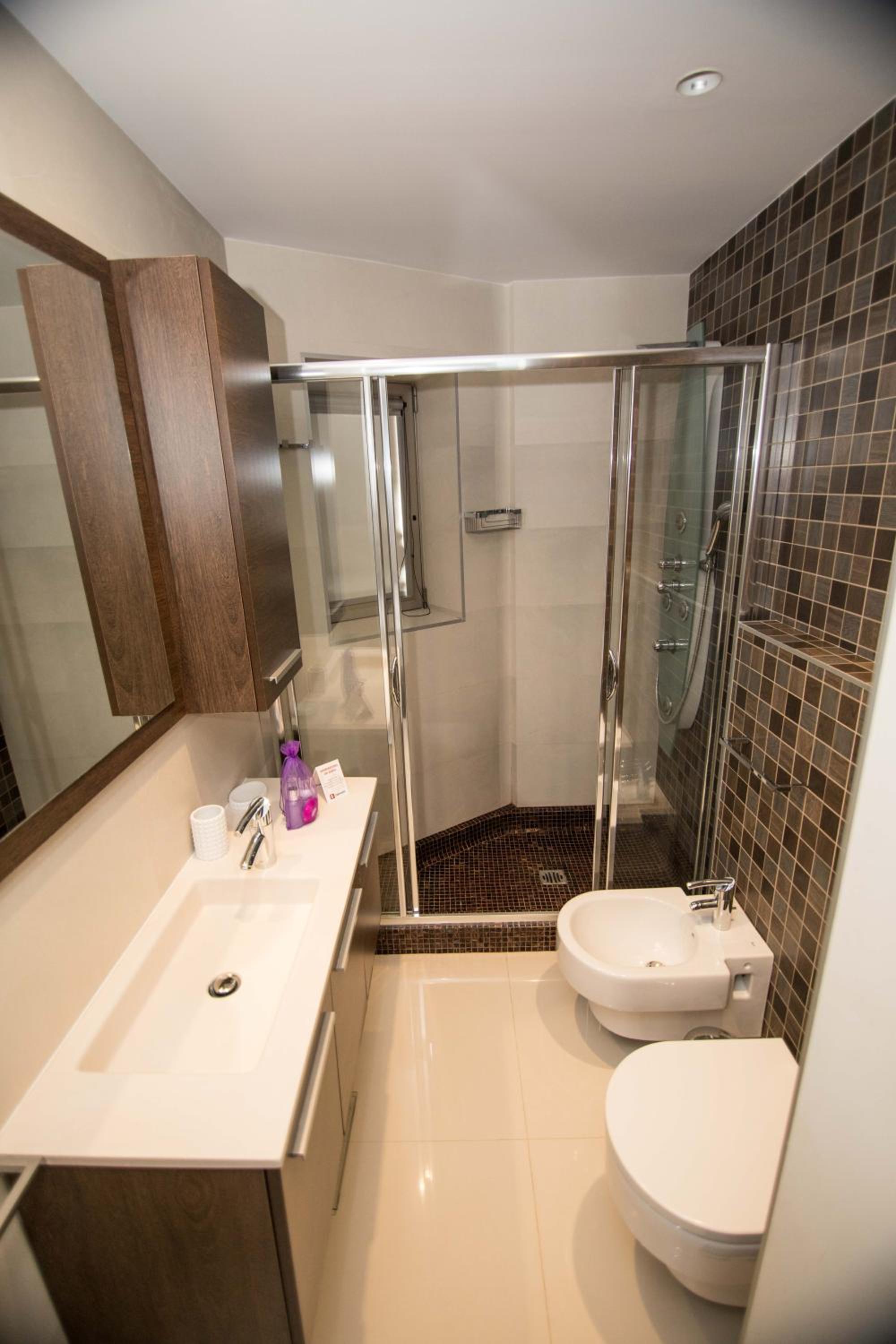 Photo 36