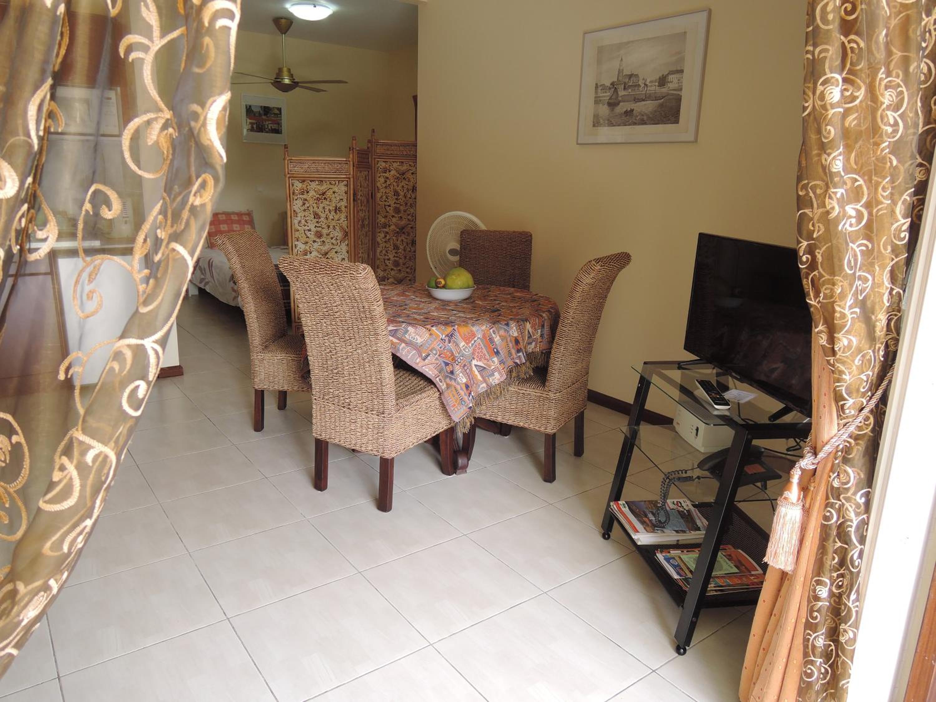 Surinat Luxury Resort view 3