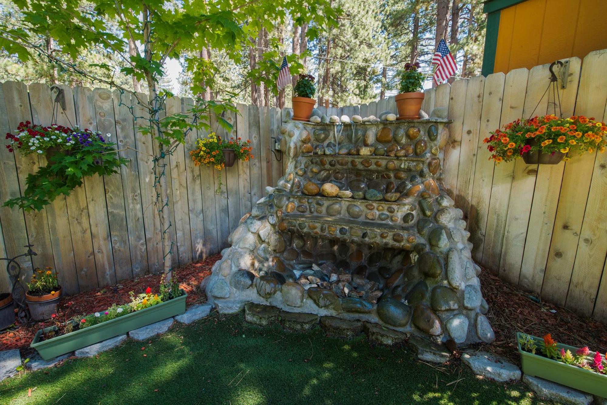 Lake Tahoe Vacations - Fireside Lodge - Property Image 30
