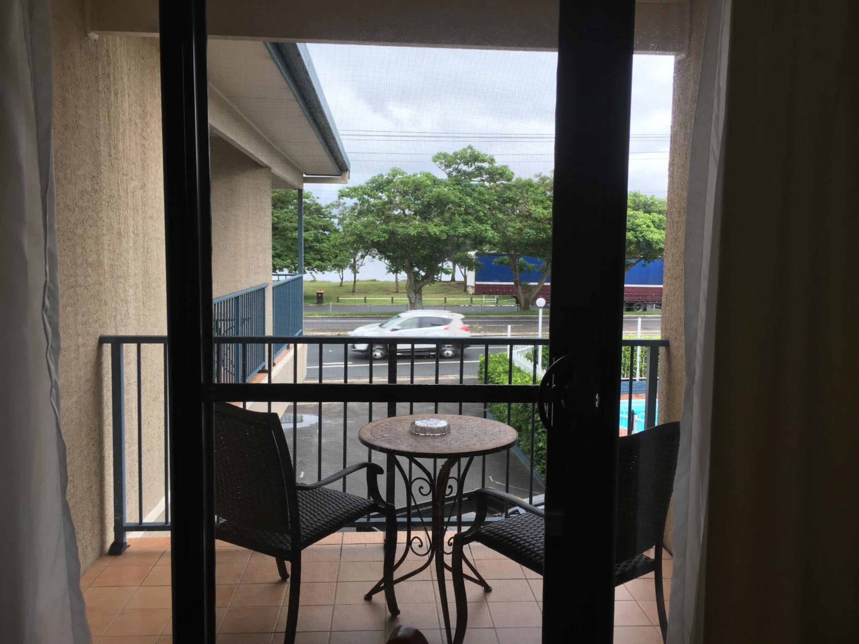 Lakeview Motor Inn