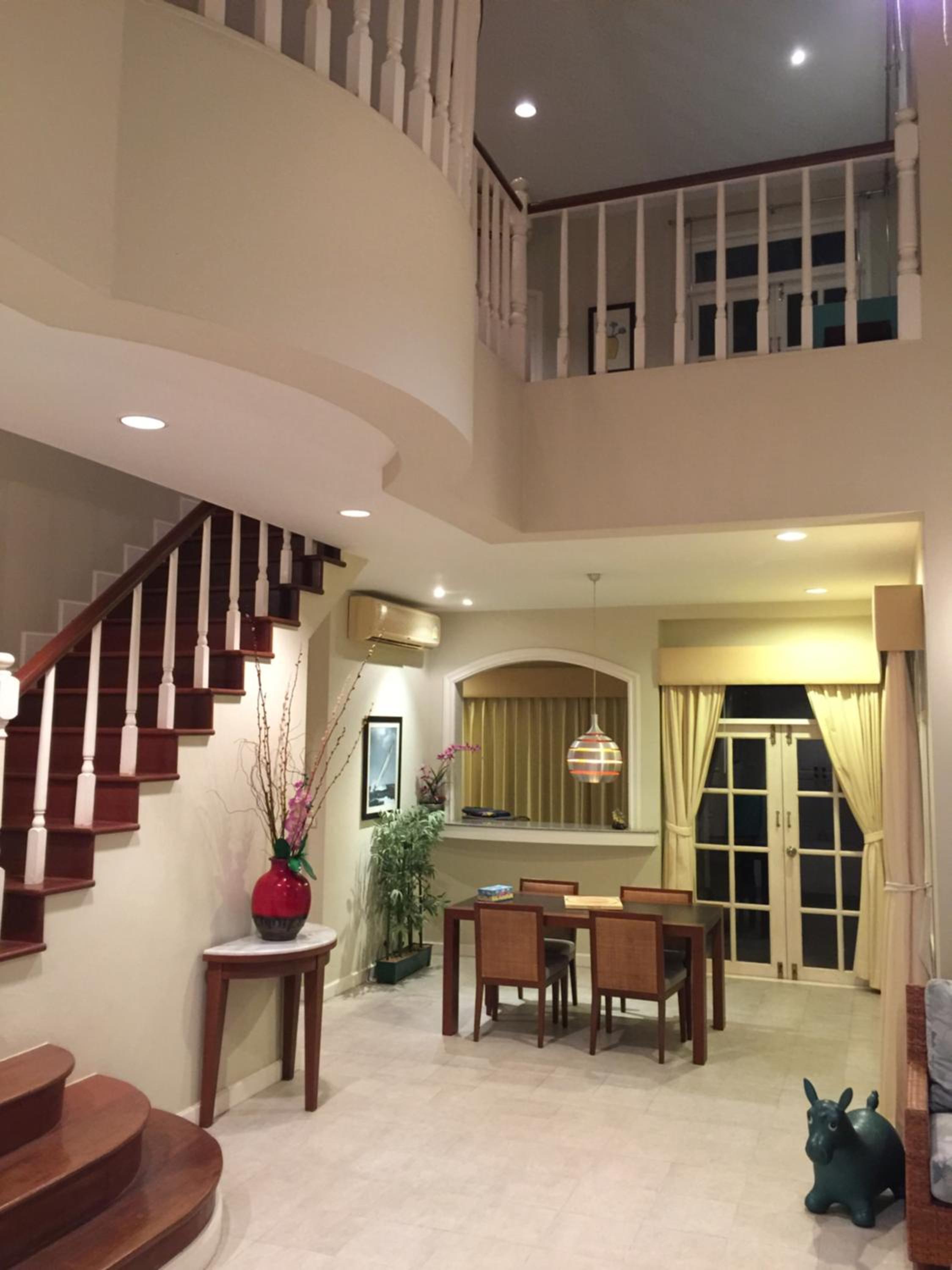 Baan Dhewaran Beachfront Villa