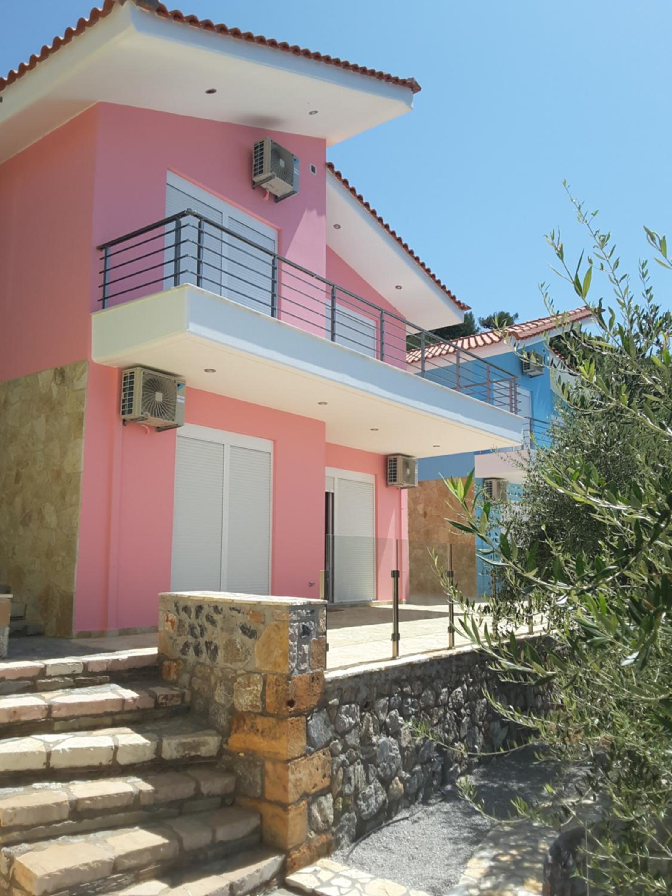 Shiraz Villas