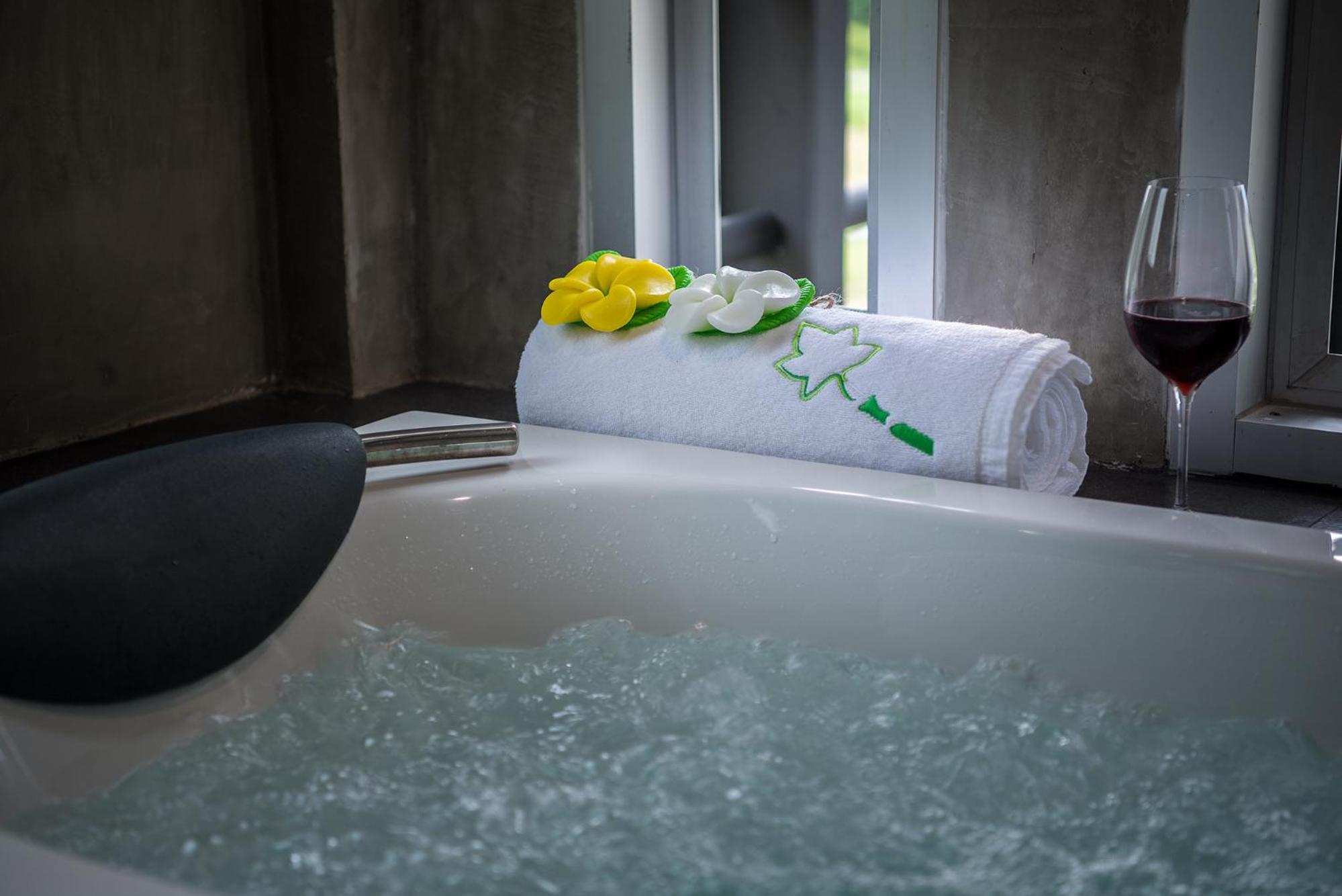 Vino Neste Private Pool Villas