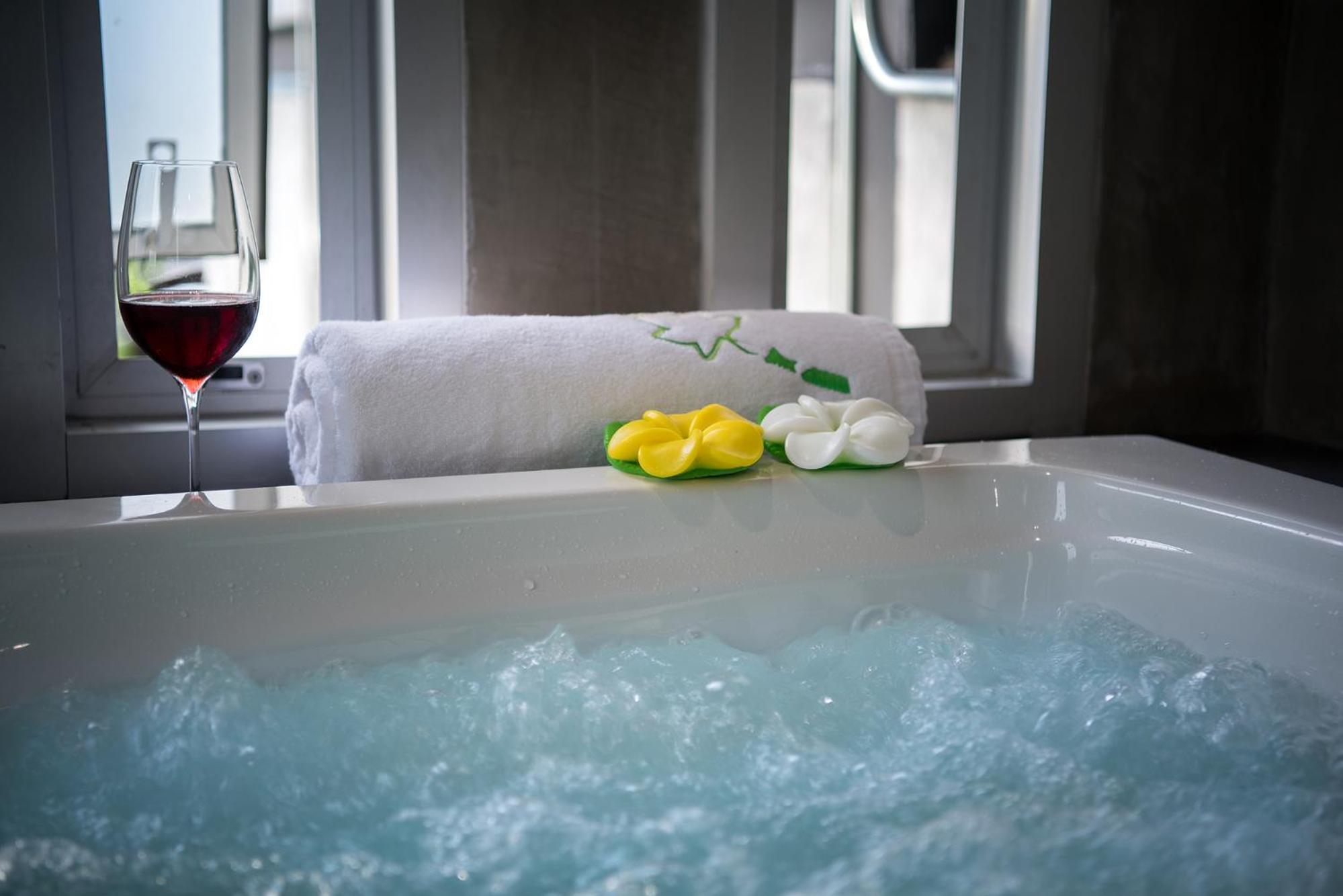 Vino Neste Private Pool Villas