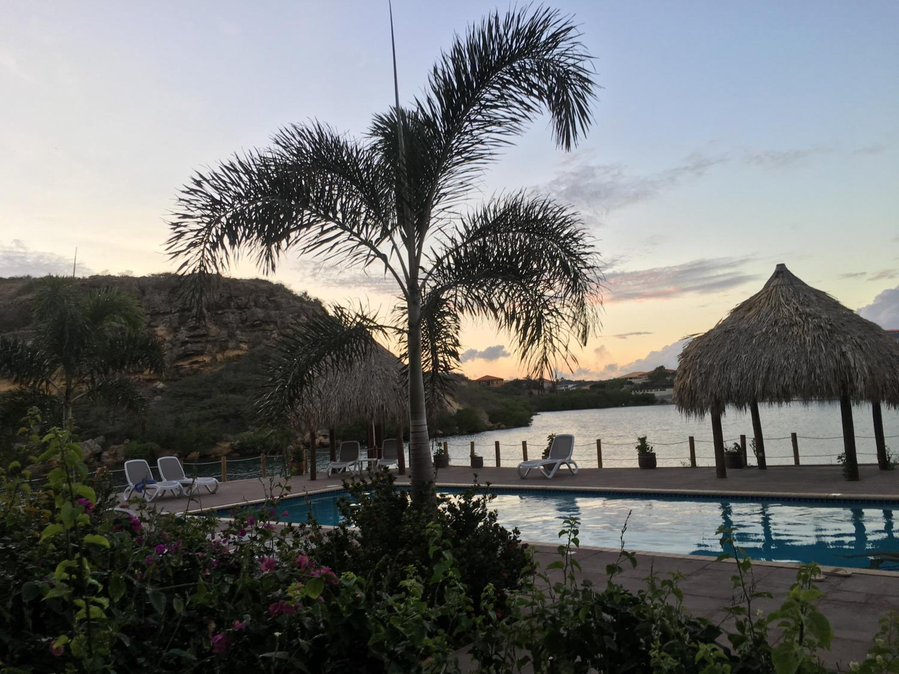Palapa Beach Resort Curacao