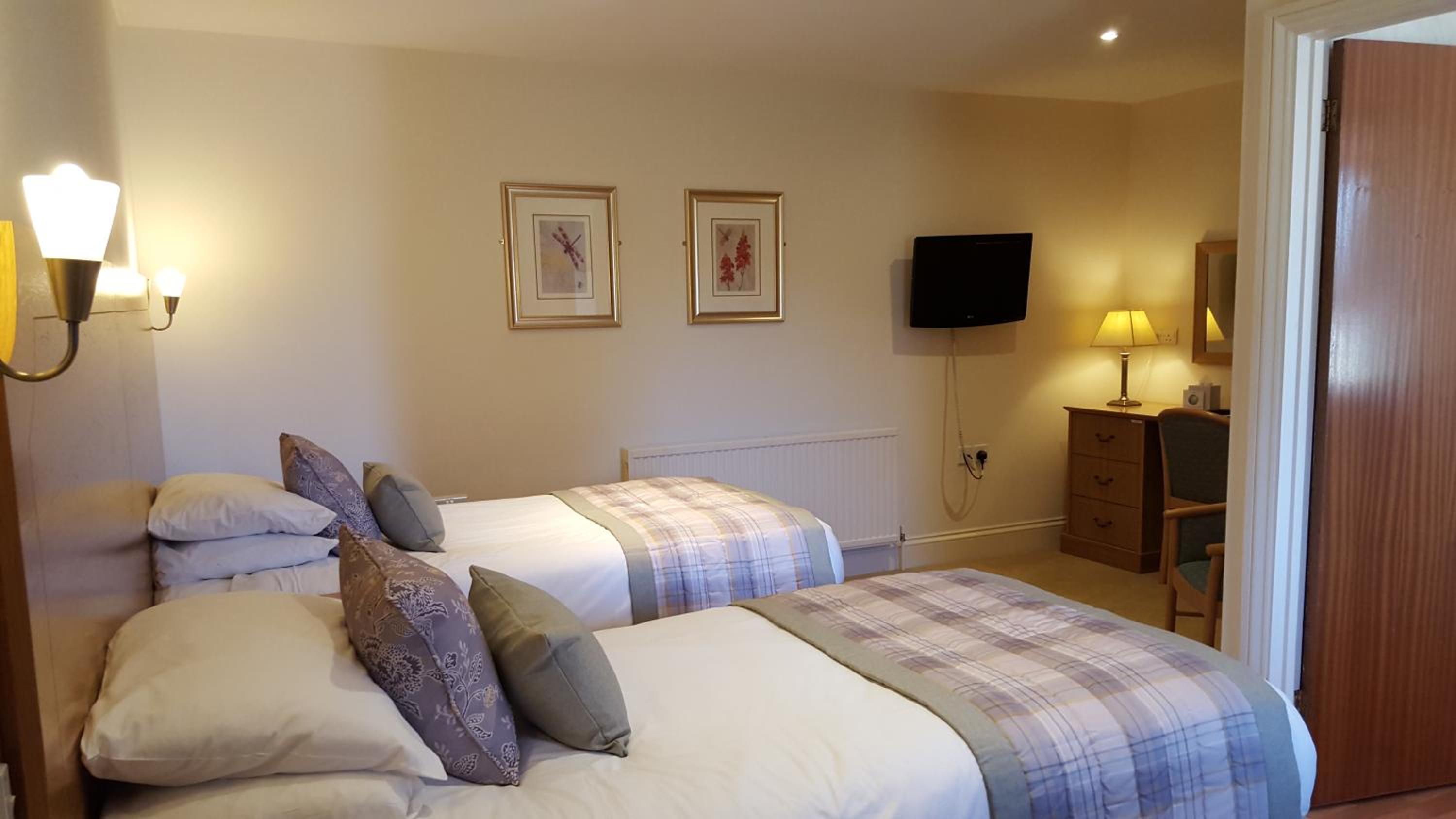 Bridgwater Vacations - Apple Tree Hotel - Property Image 13