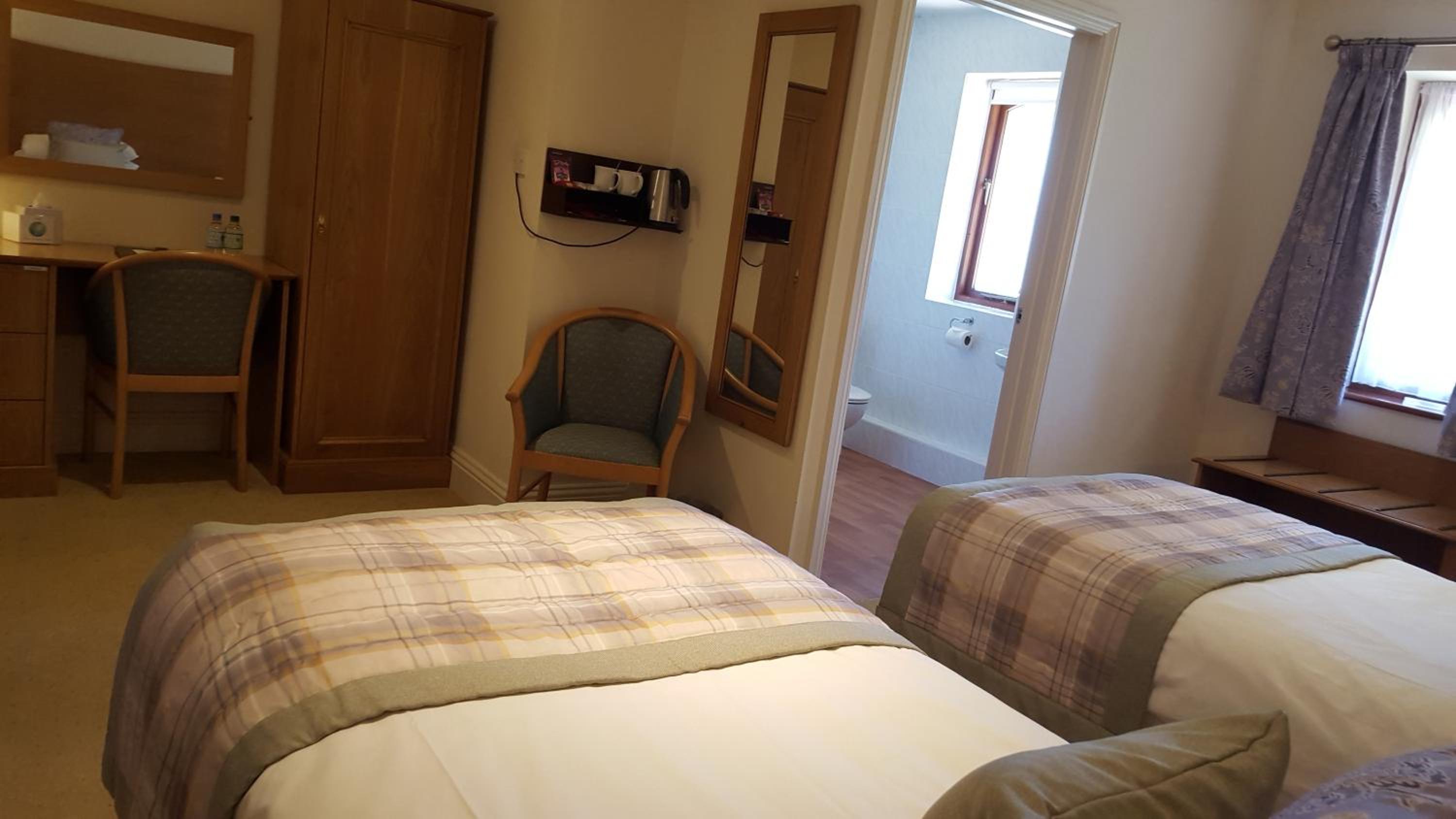 Bridgwater Vacations - Apple Tree Hotel - Property Image 12