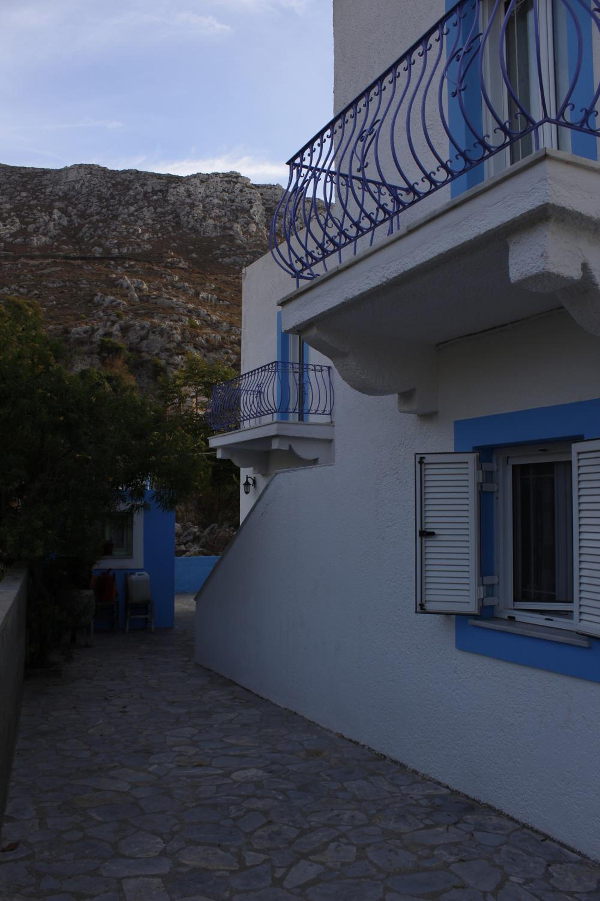 Climbing House Annas Apartments