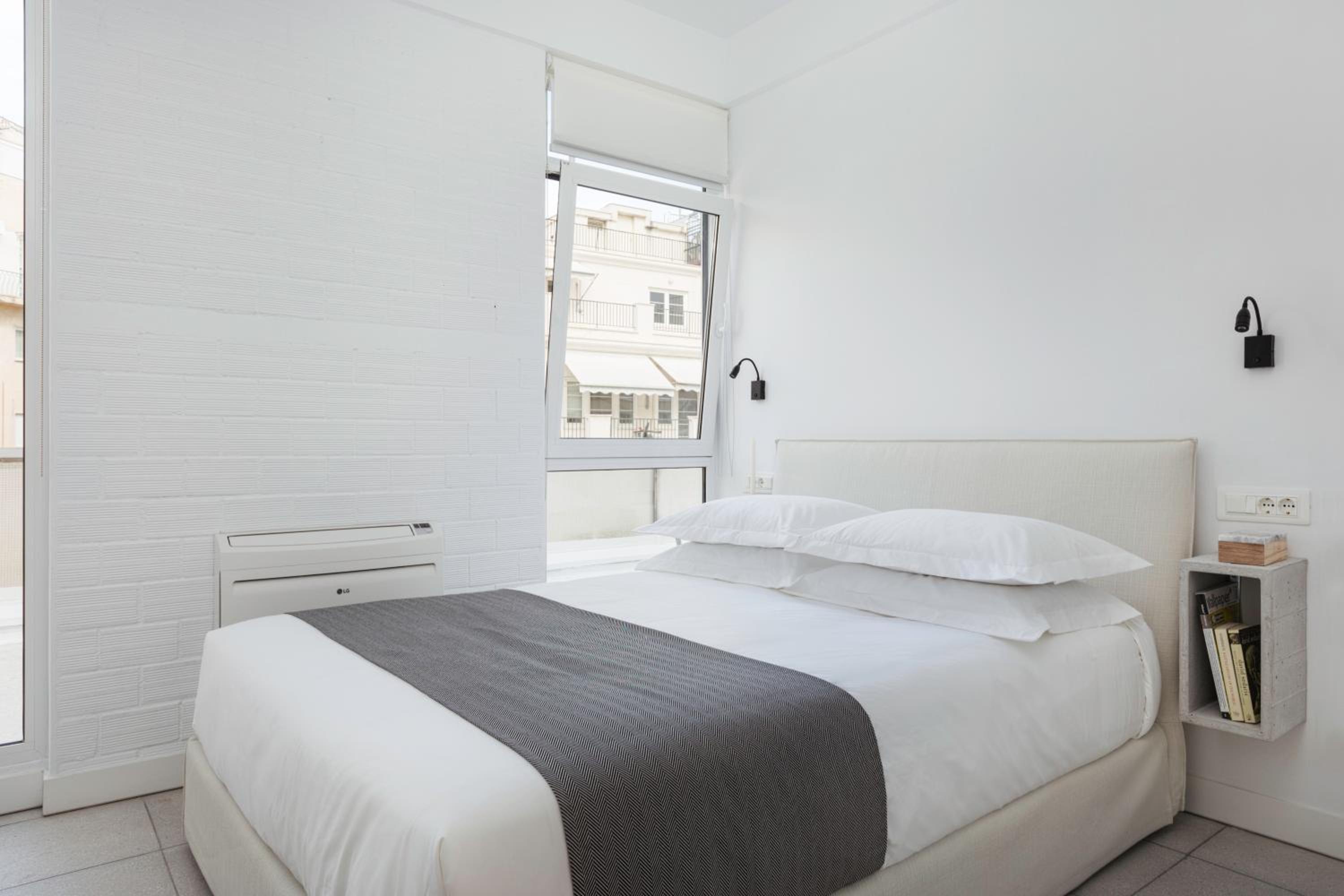 Euryclea Residences