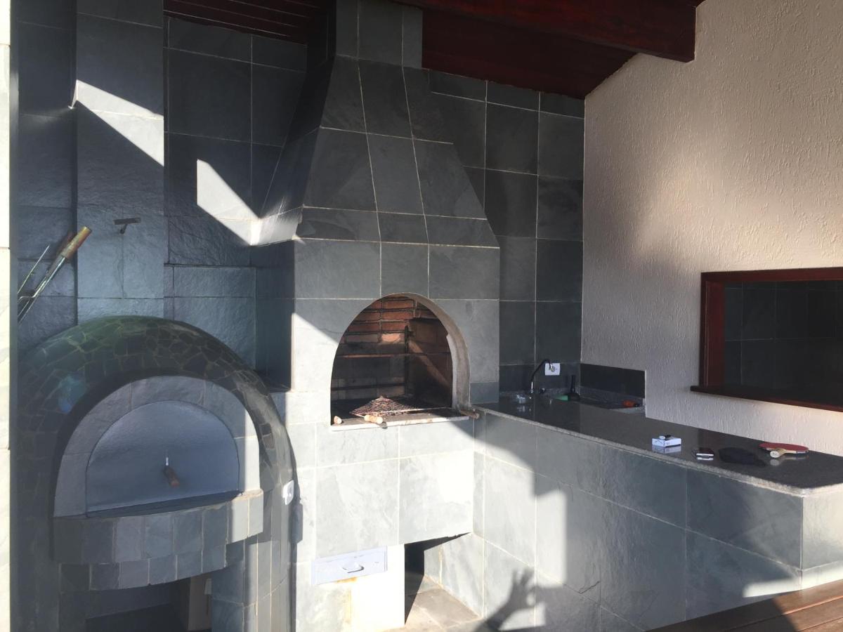 Linda Chácara com Piscina