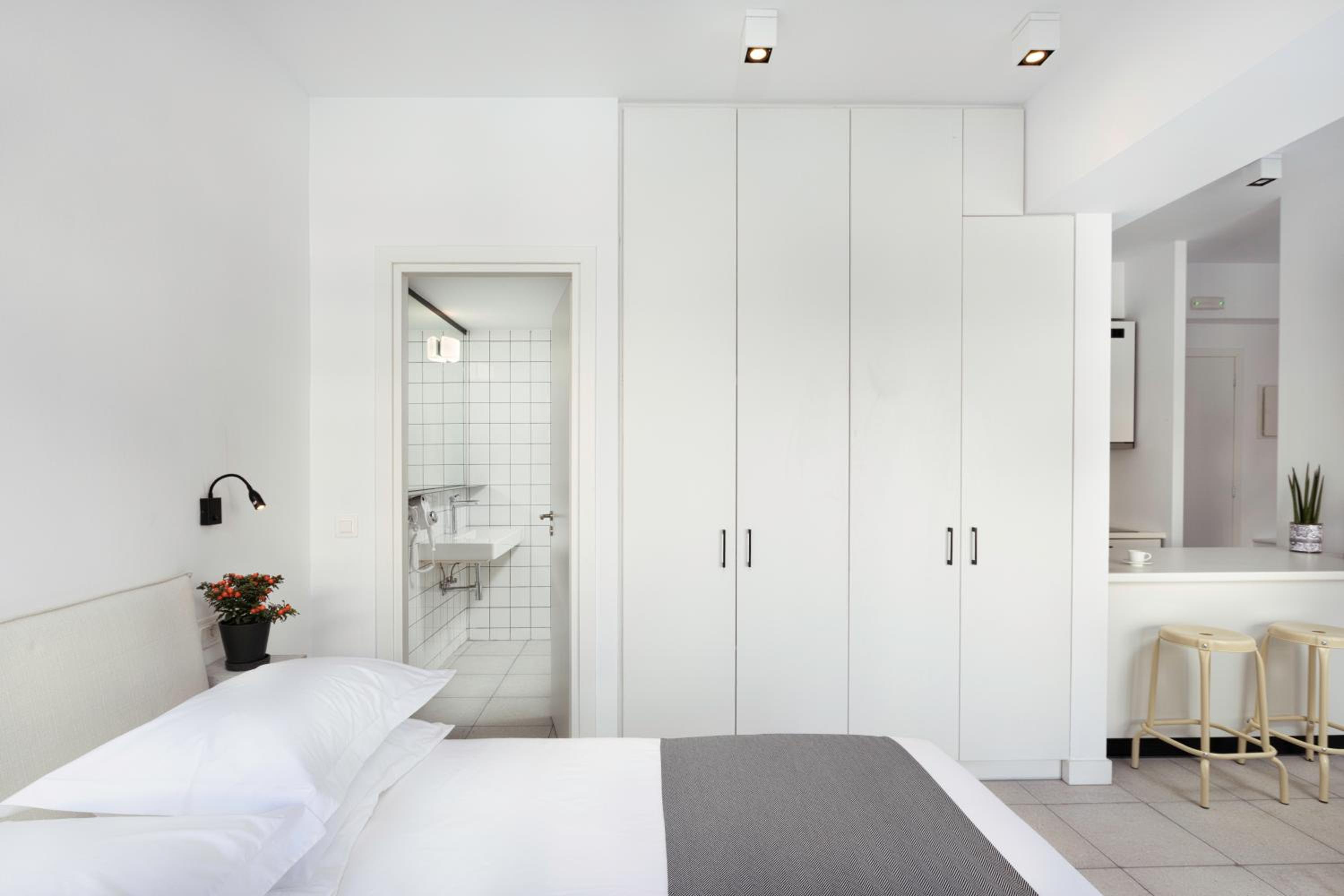 Euryclea Residences