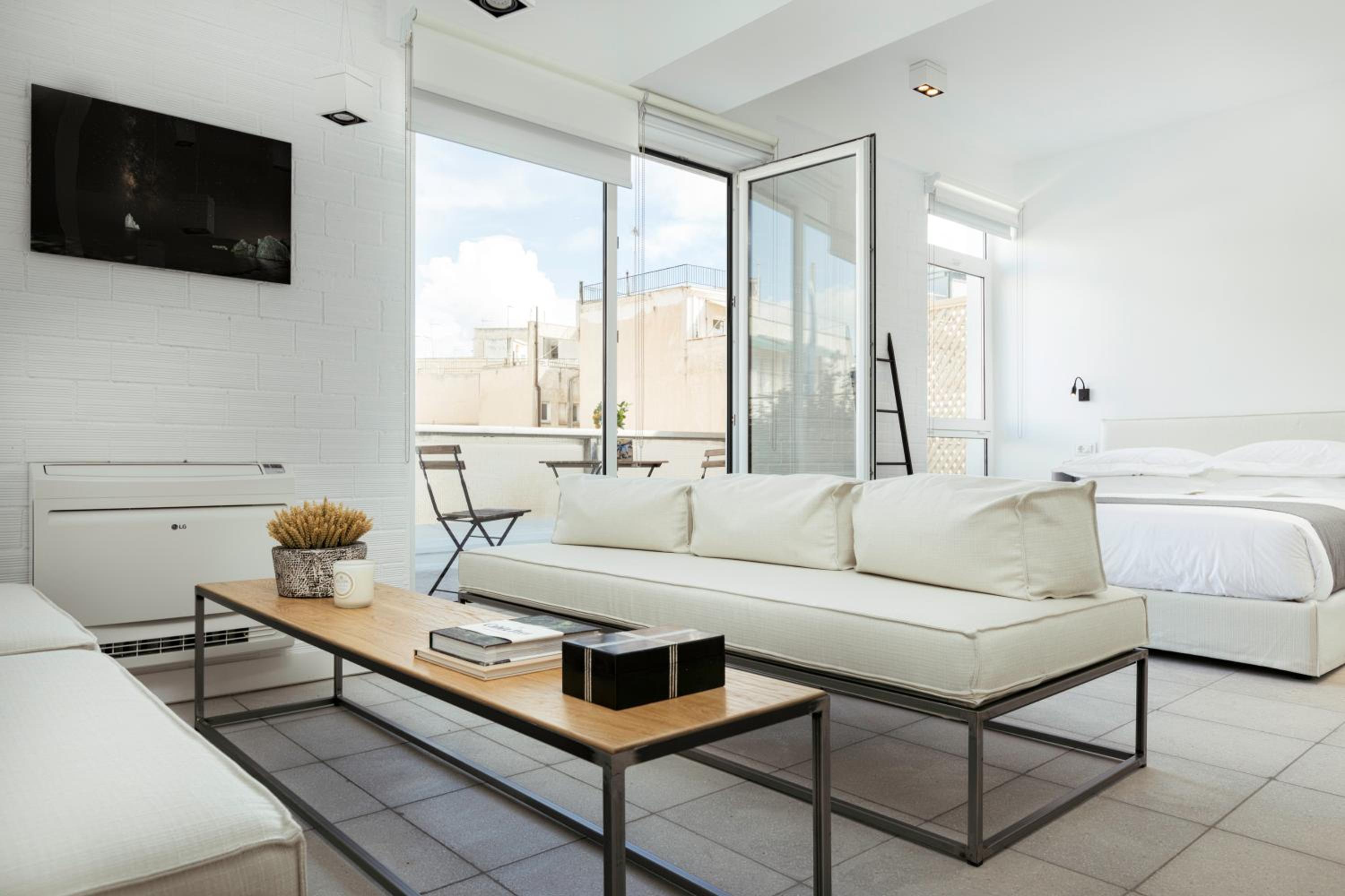 Euryclea Residences