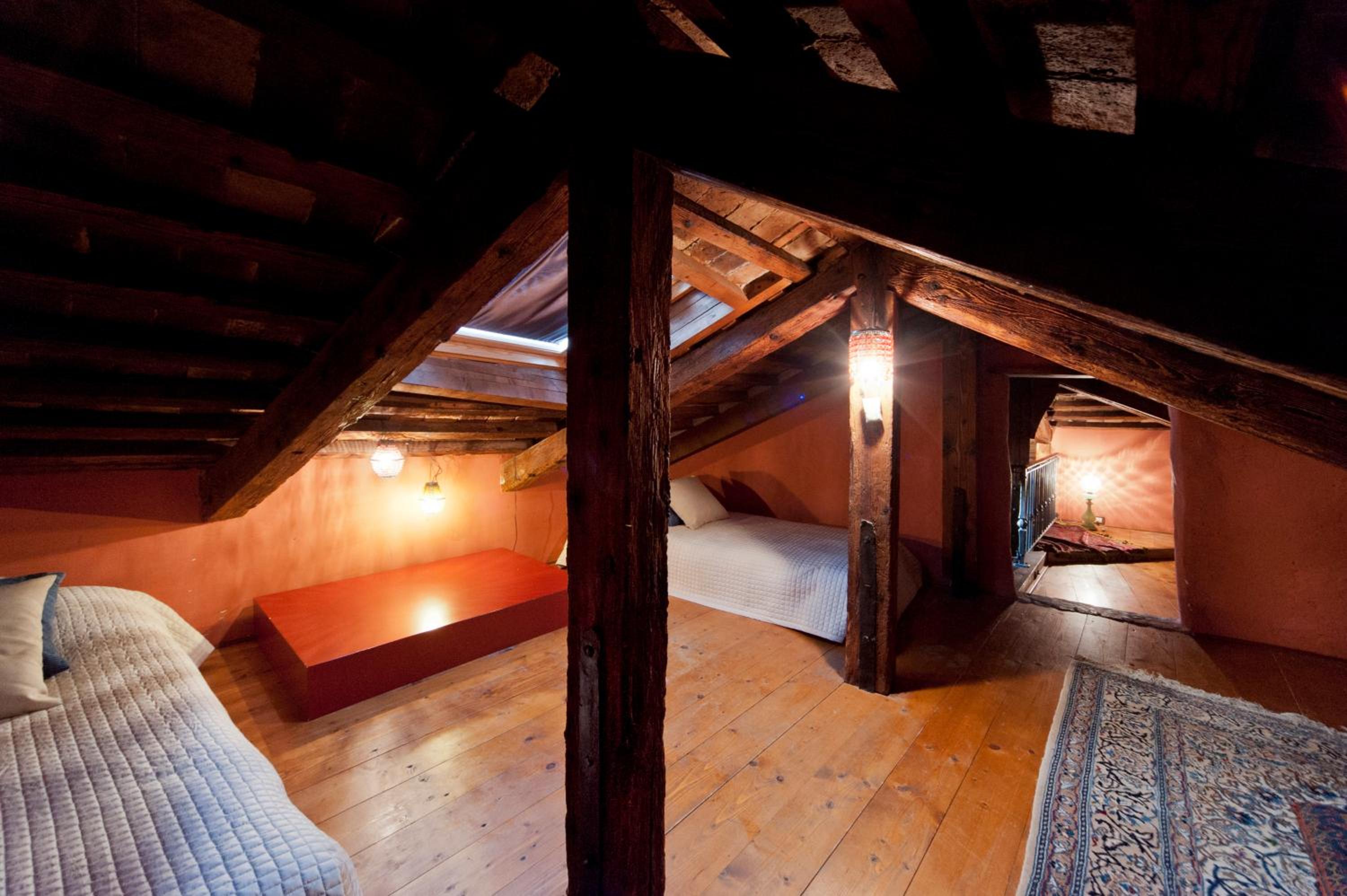 Casanova Penthouse near Rialto rooftop view