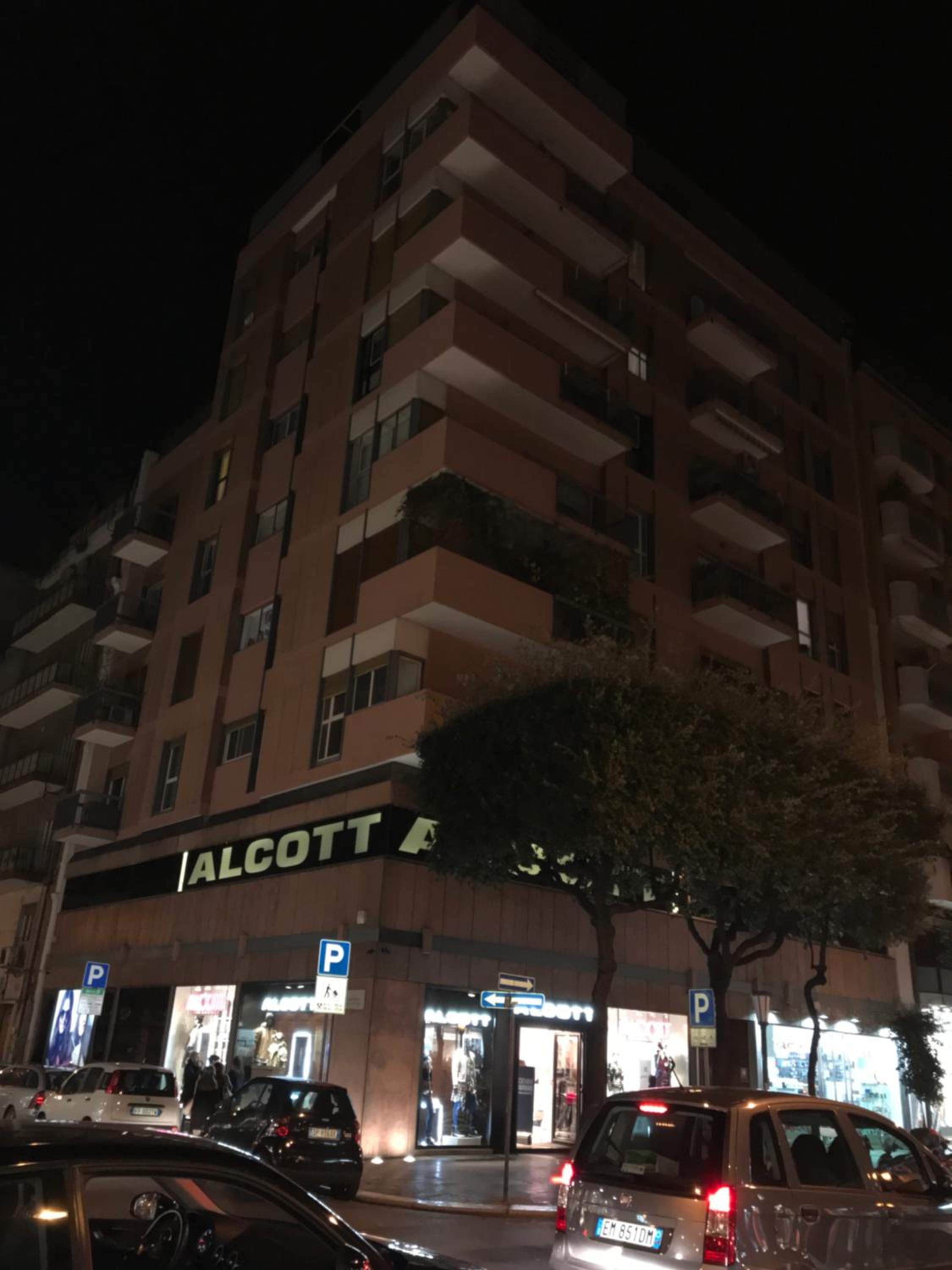 Hotel 70's Luxury Cavour - Image 1