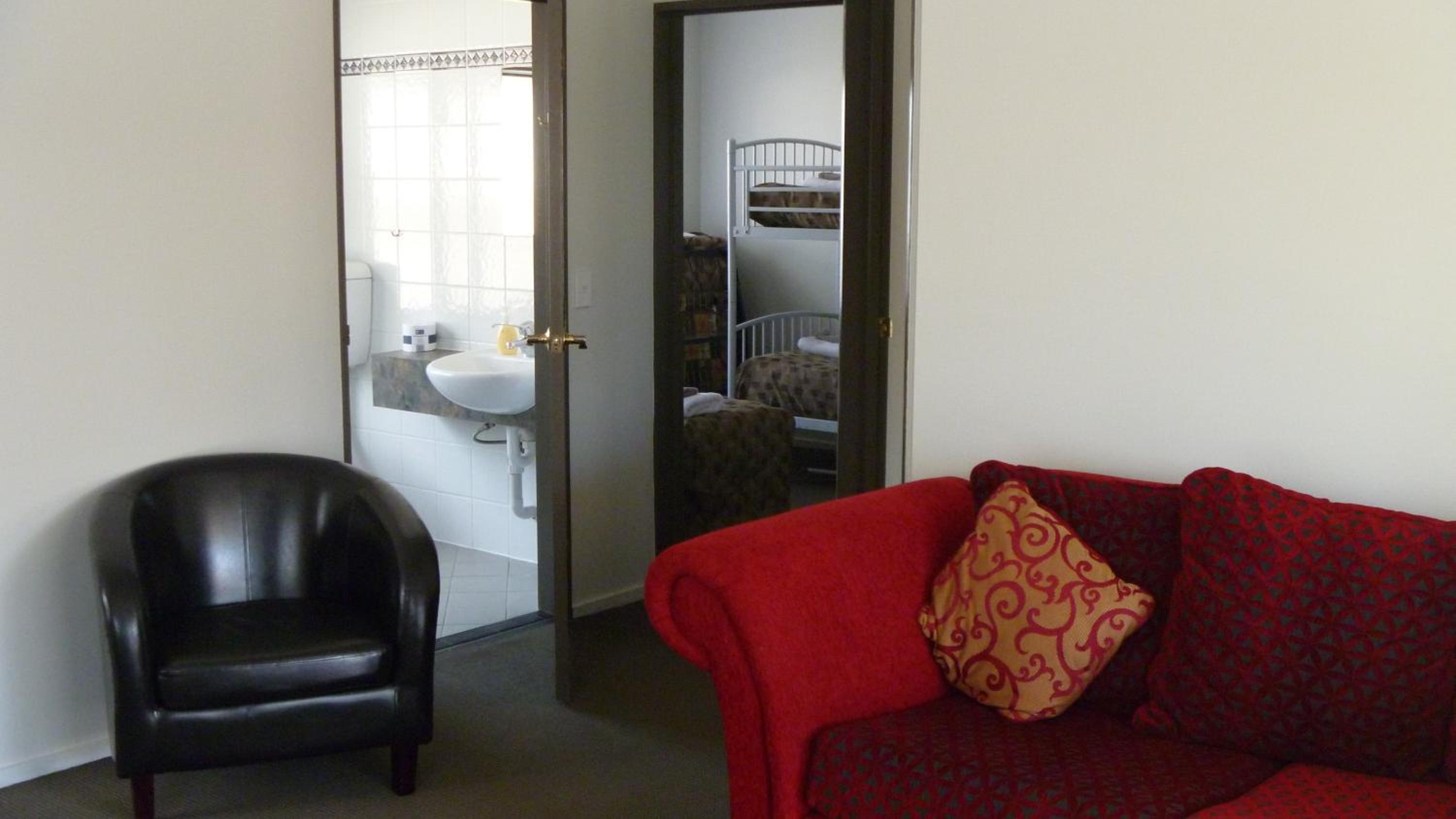 Westport Kiwi Holiday Park & Motels