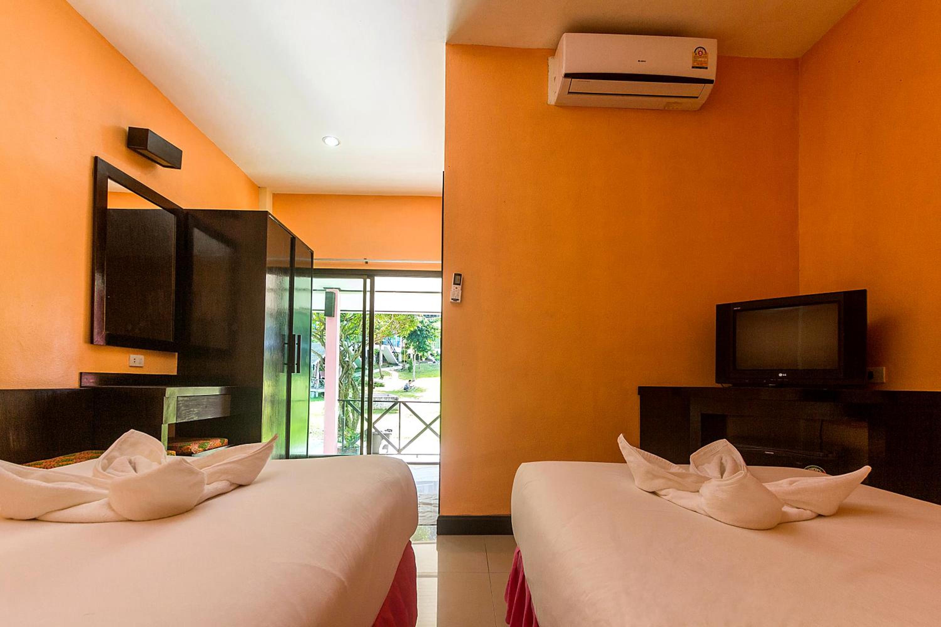 Phi Phi Chang Grand Resort