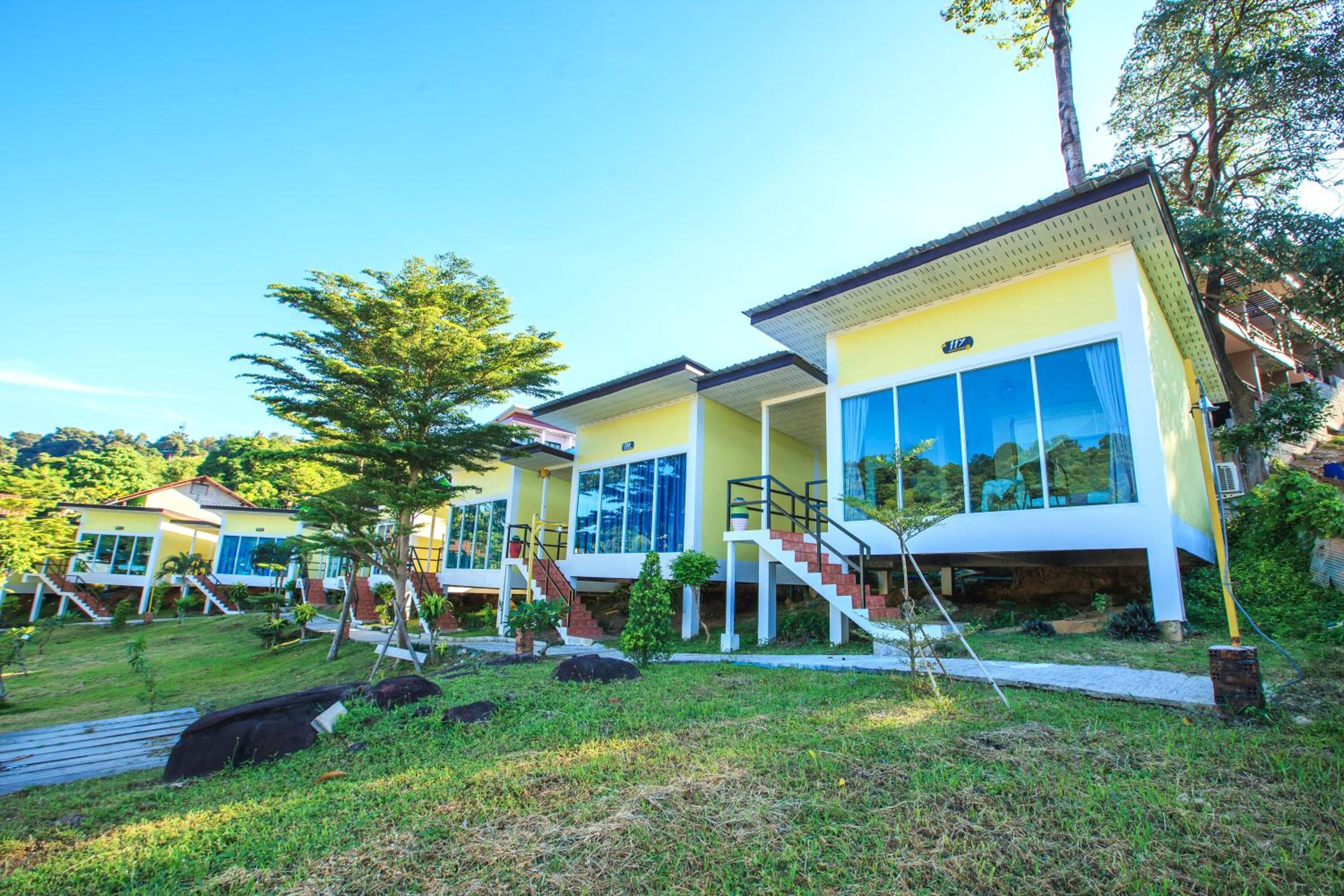 Phi Phi Chang Grand Resort