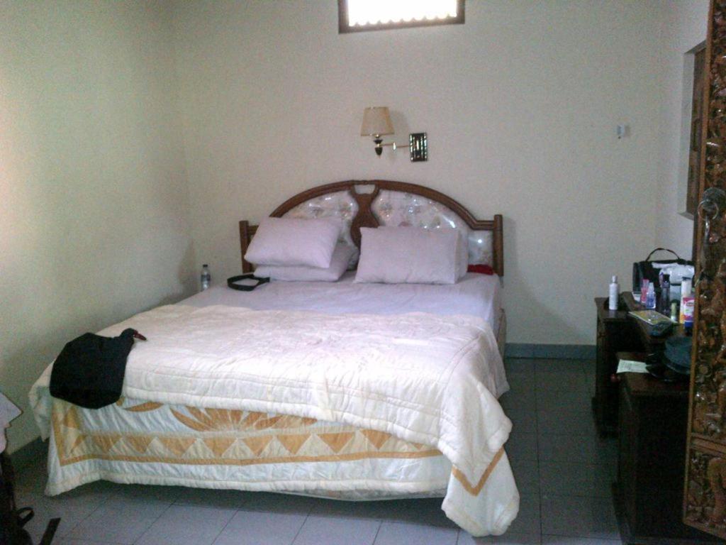 Adus Beach Inn