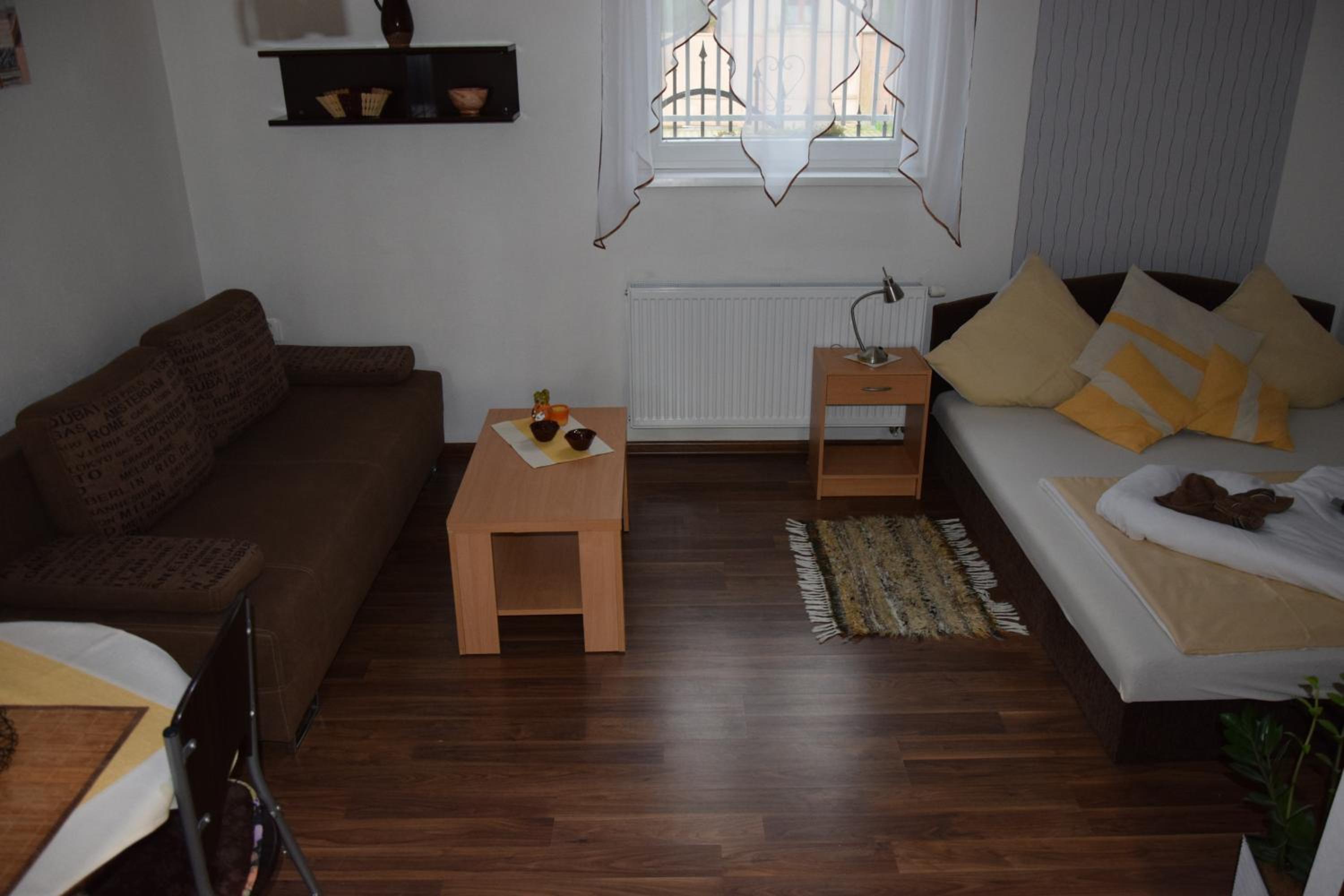 Photo 37