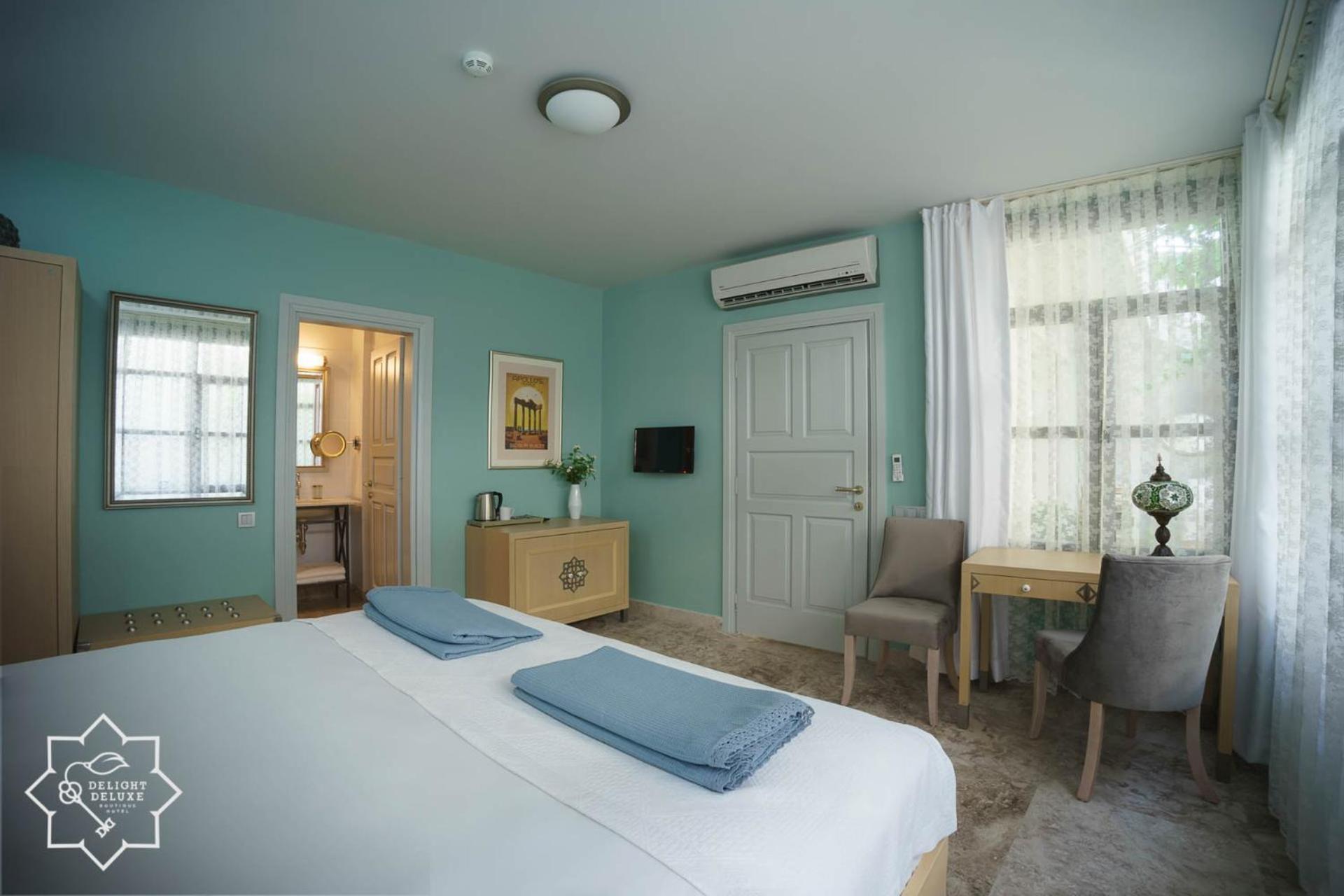 Delight Deluxe Hotel - Image 75