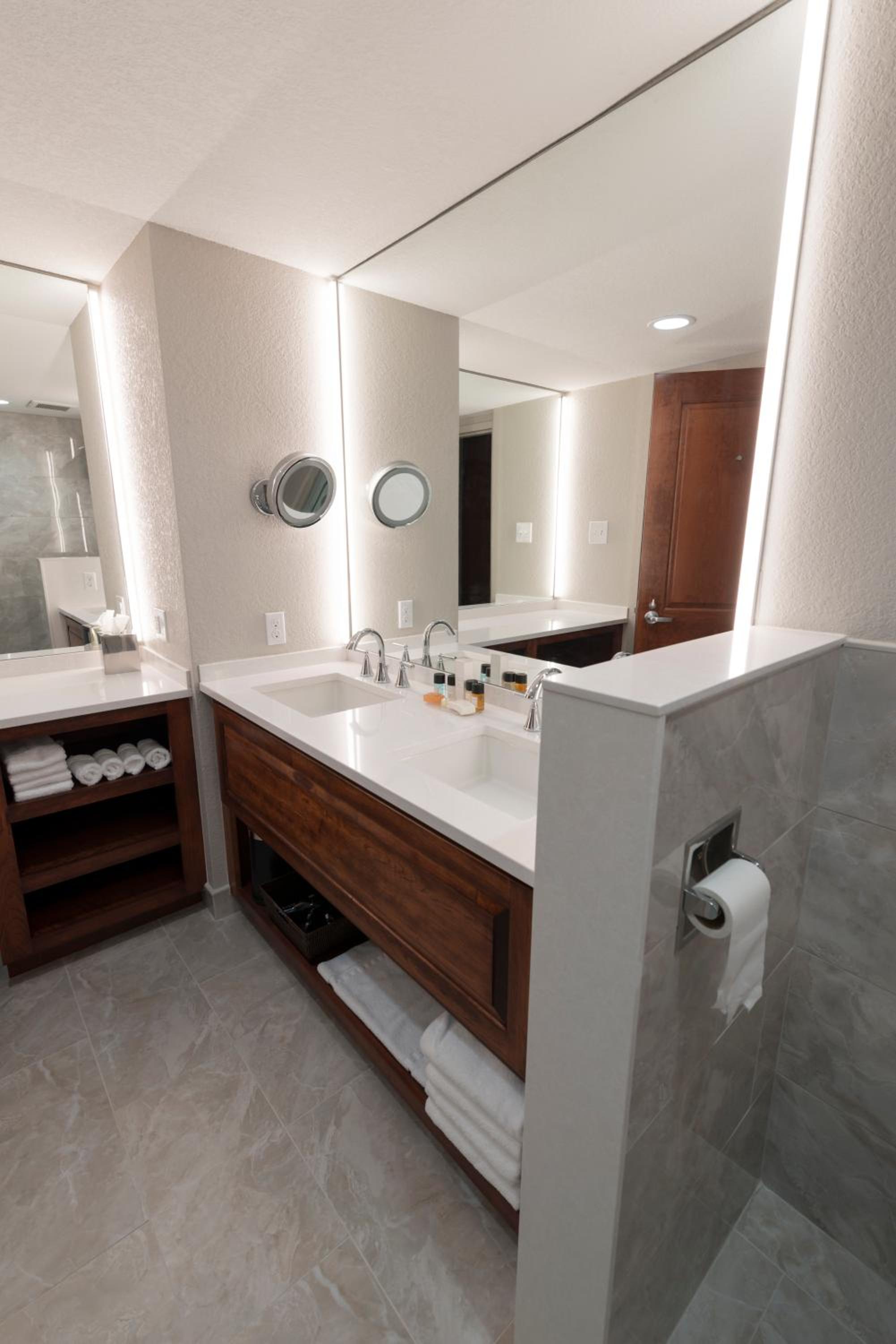 Hillsdale College Dow Hotel and Conference Center