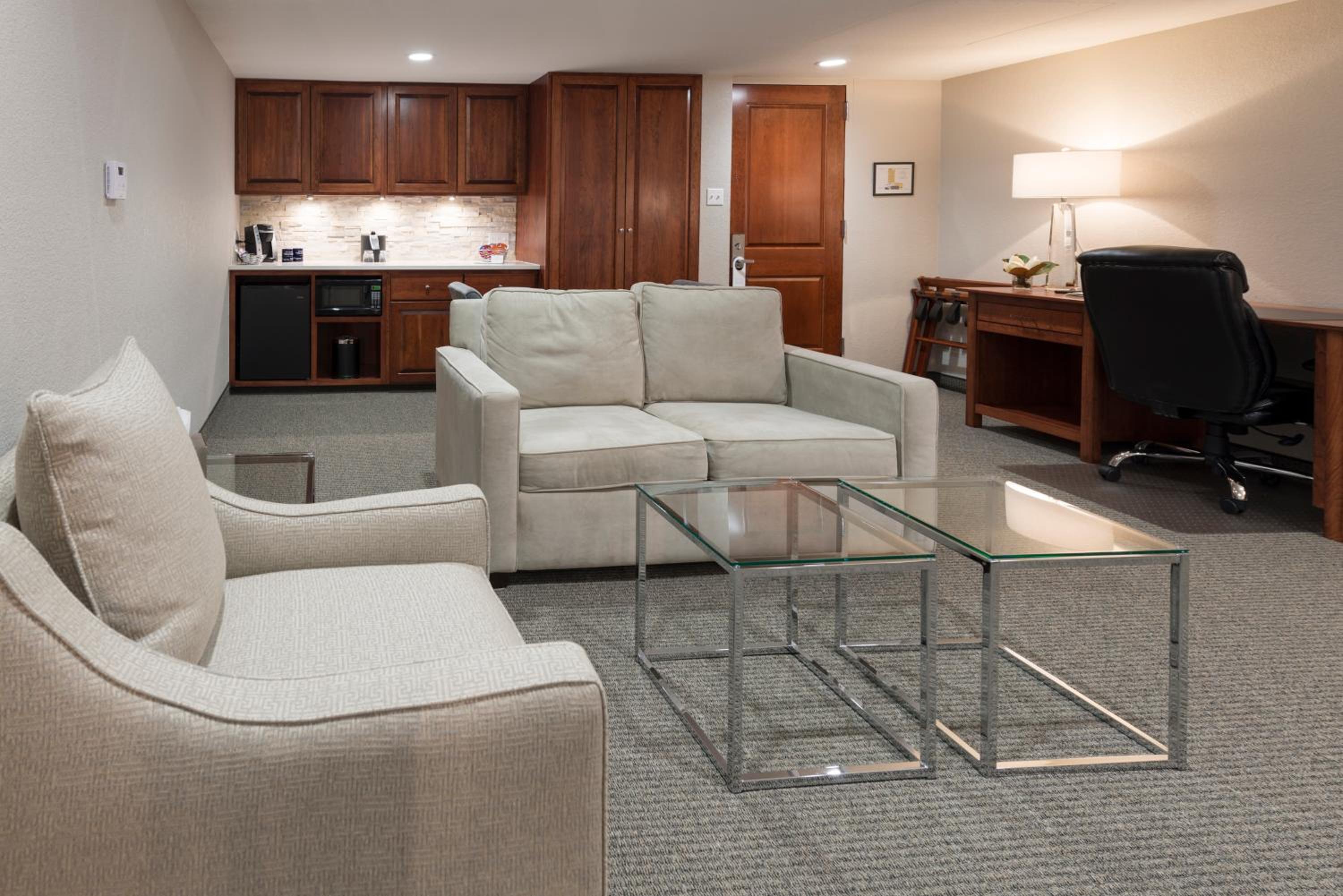 Jackson Vacations - Hillsdale College Dow Hotel and Conference Center - Property Image 5