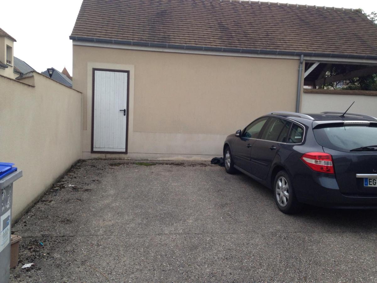 Magny-le-Hongre Vacations - Abisha Disney Apartment - Property Image 2