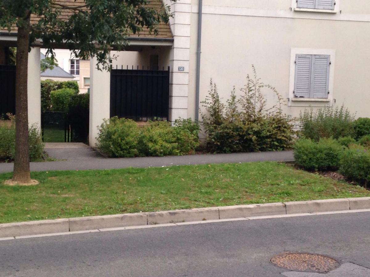 Magny-le-Hongre Vacations - Abisha Disney Apartment - Property Image 4