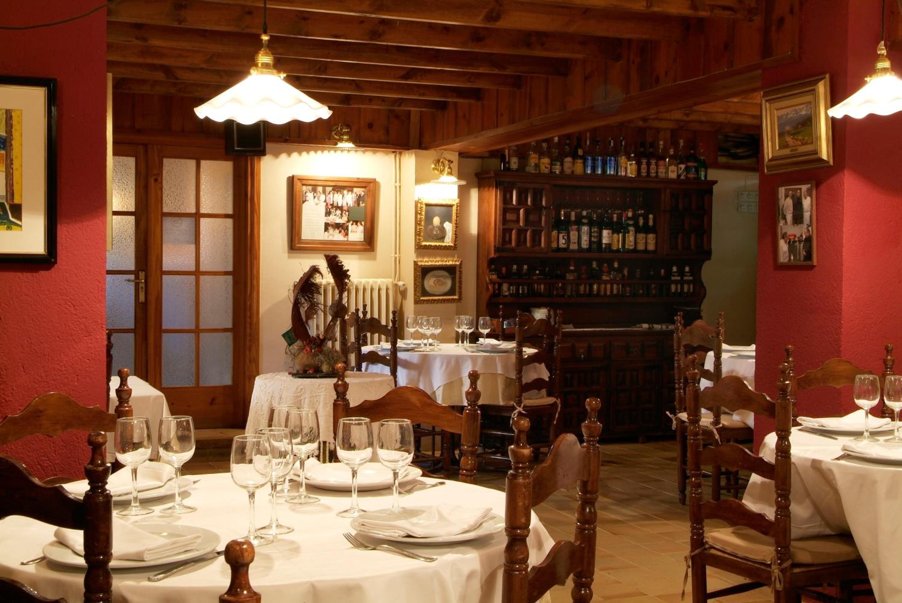 Aero Hotel Cerdanya Ca L'eudald photo 3
