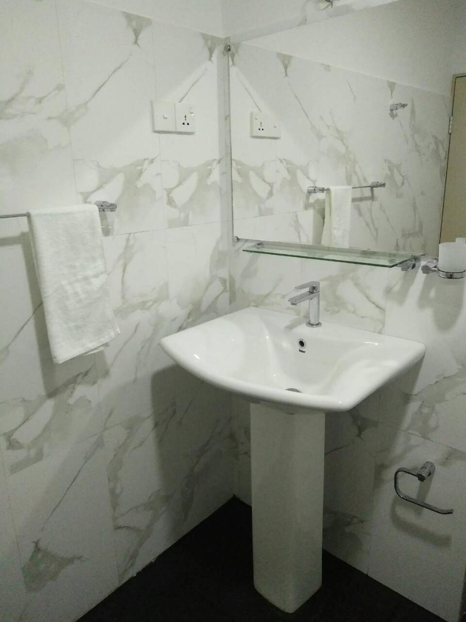 Photo 34