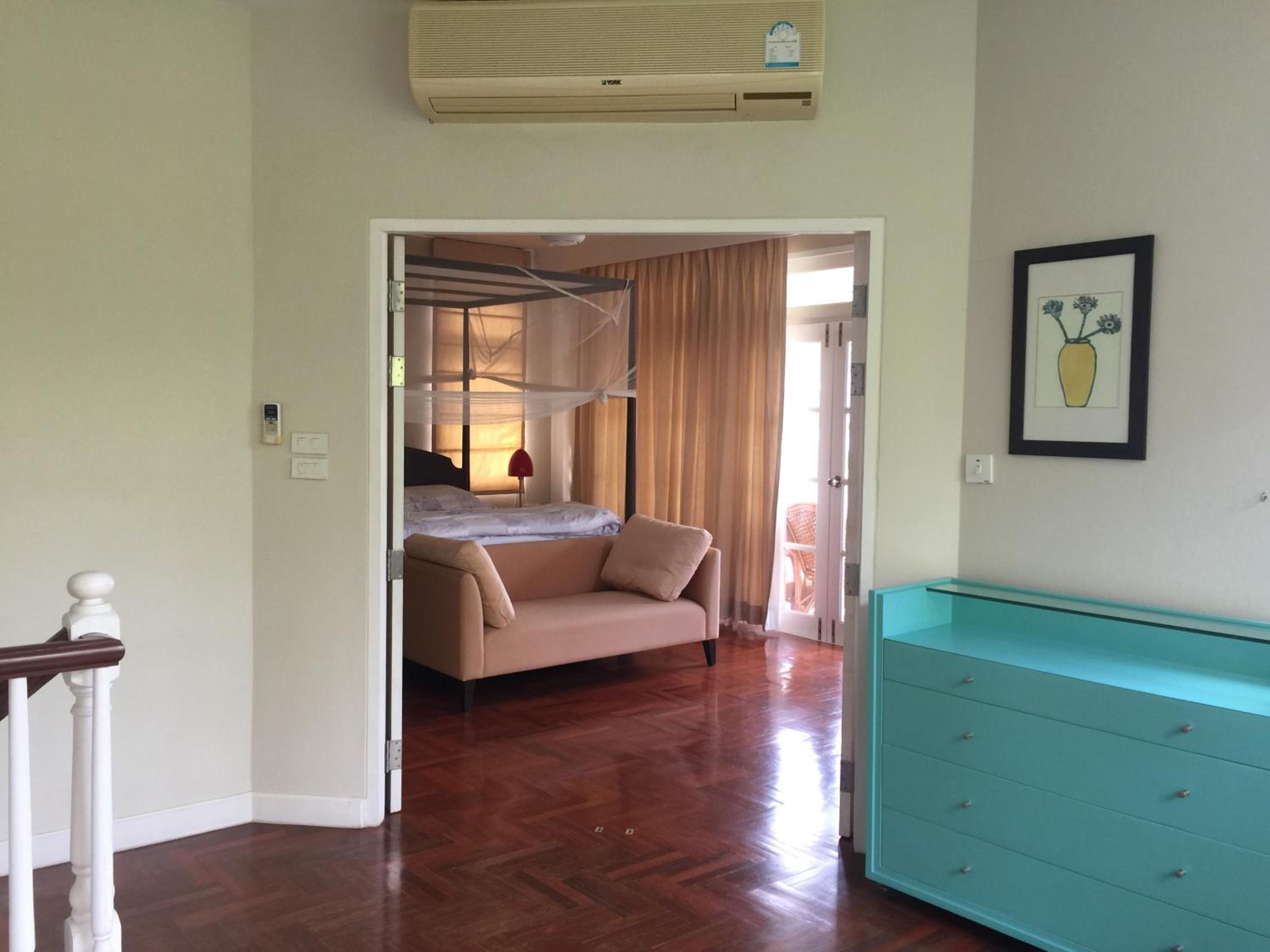 Baan Dhewaran Beachfront Villa