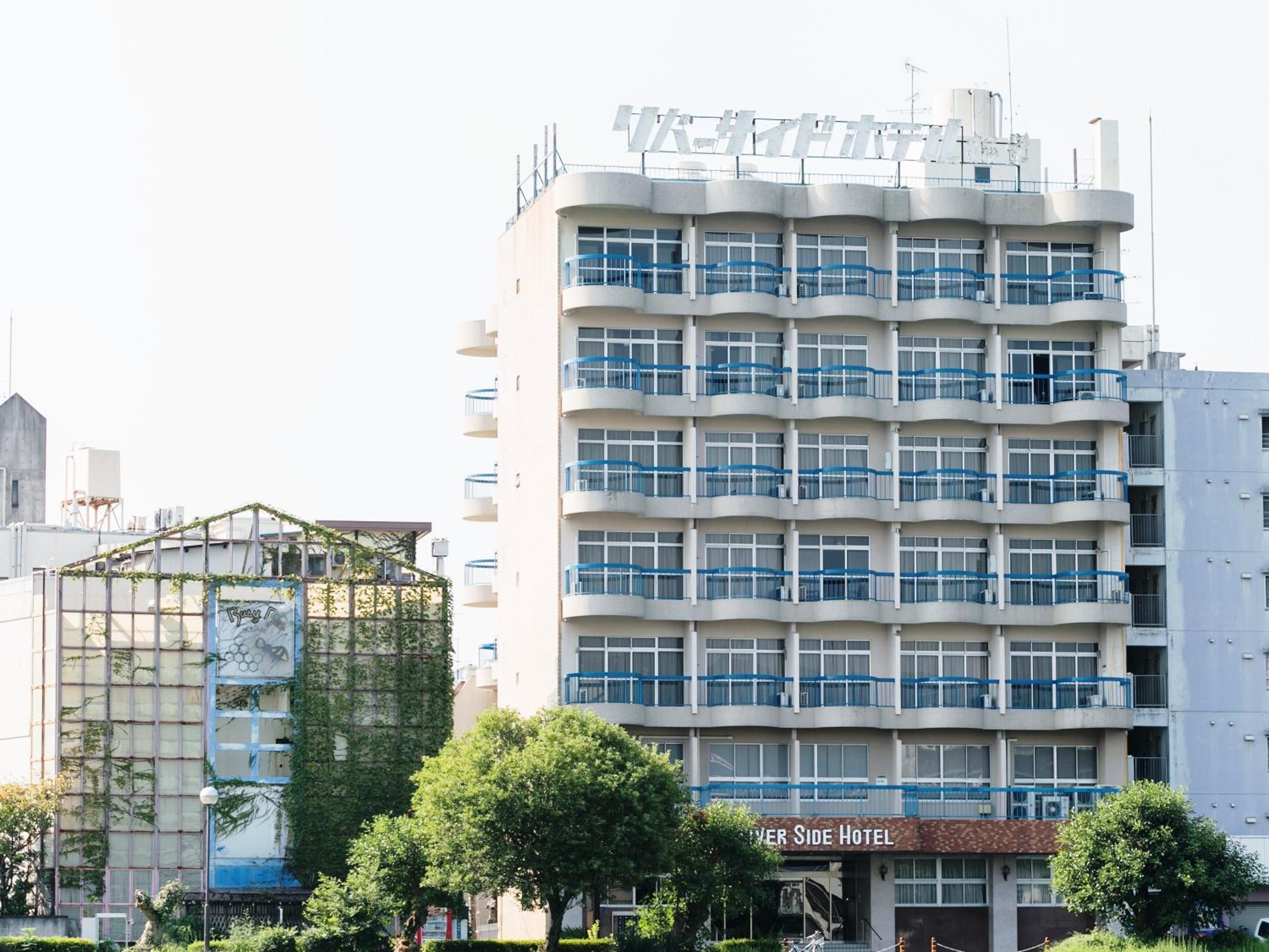 Riverside Hotel Shoei