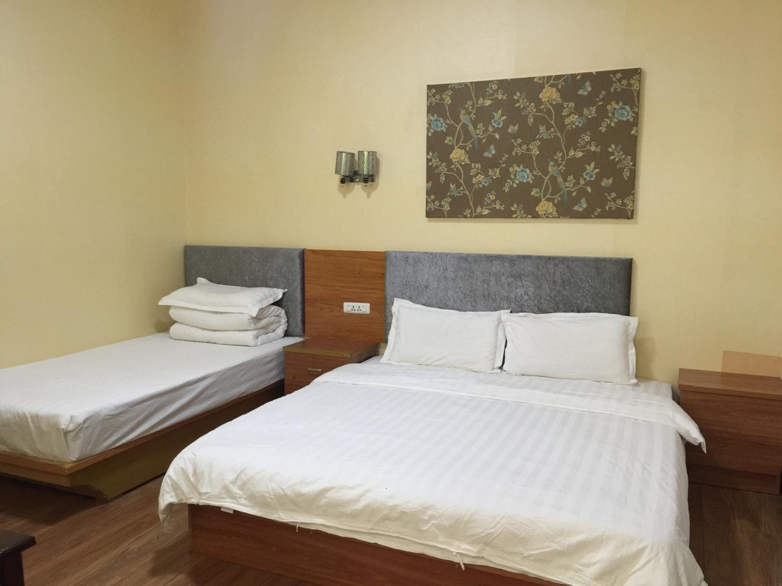 Huashan International Youth Hostel
