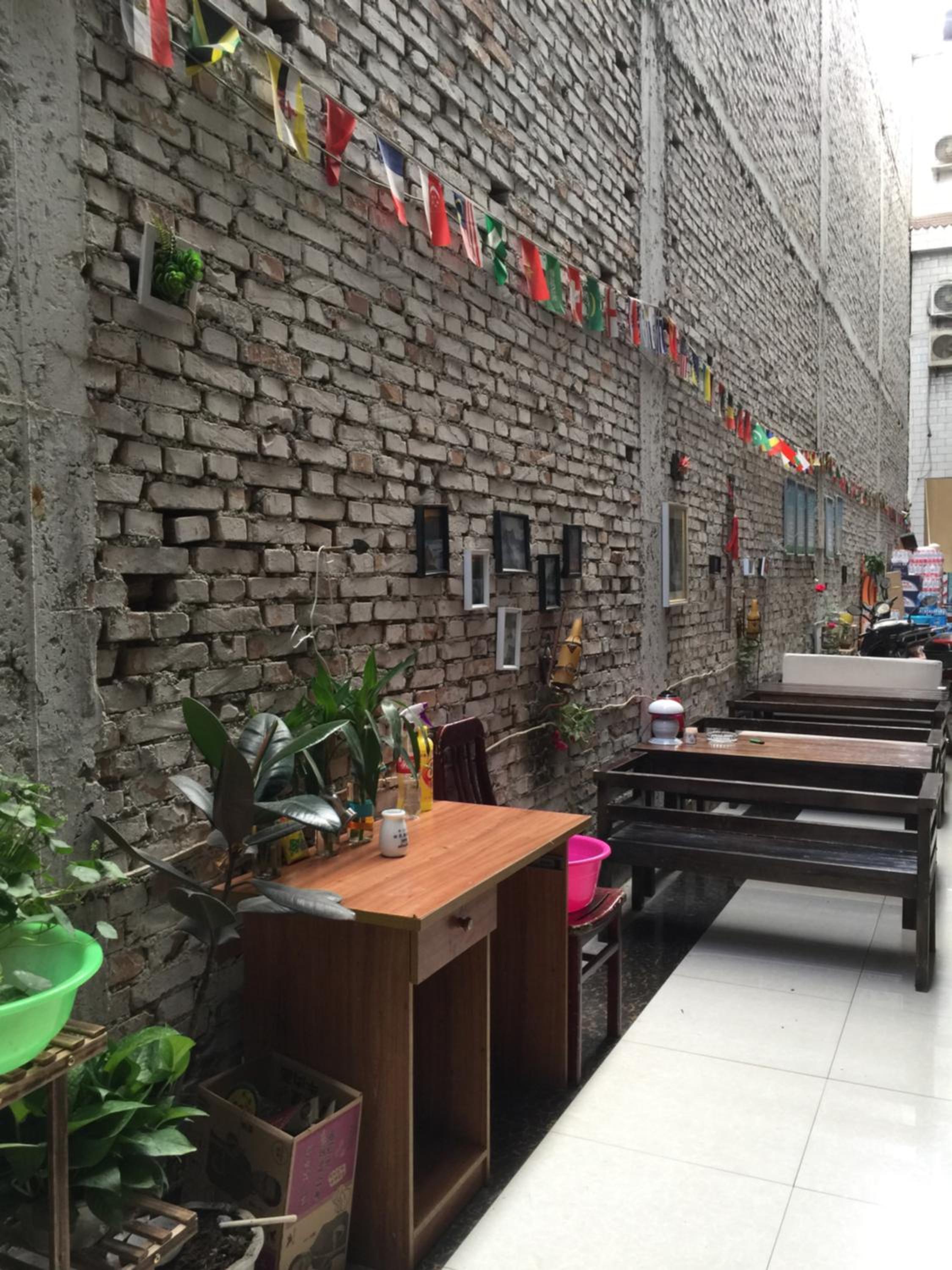Huashan International Youth Hostel