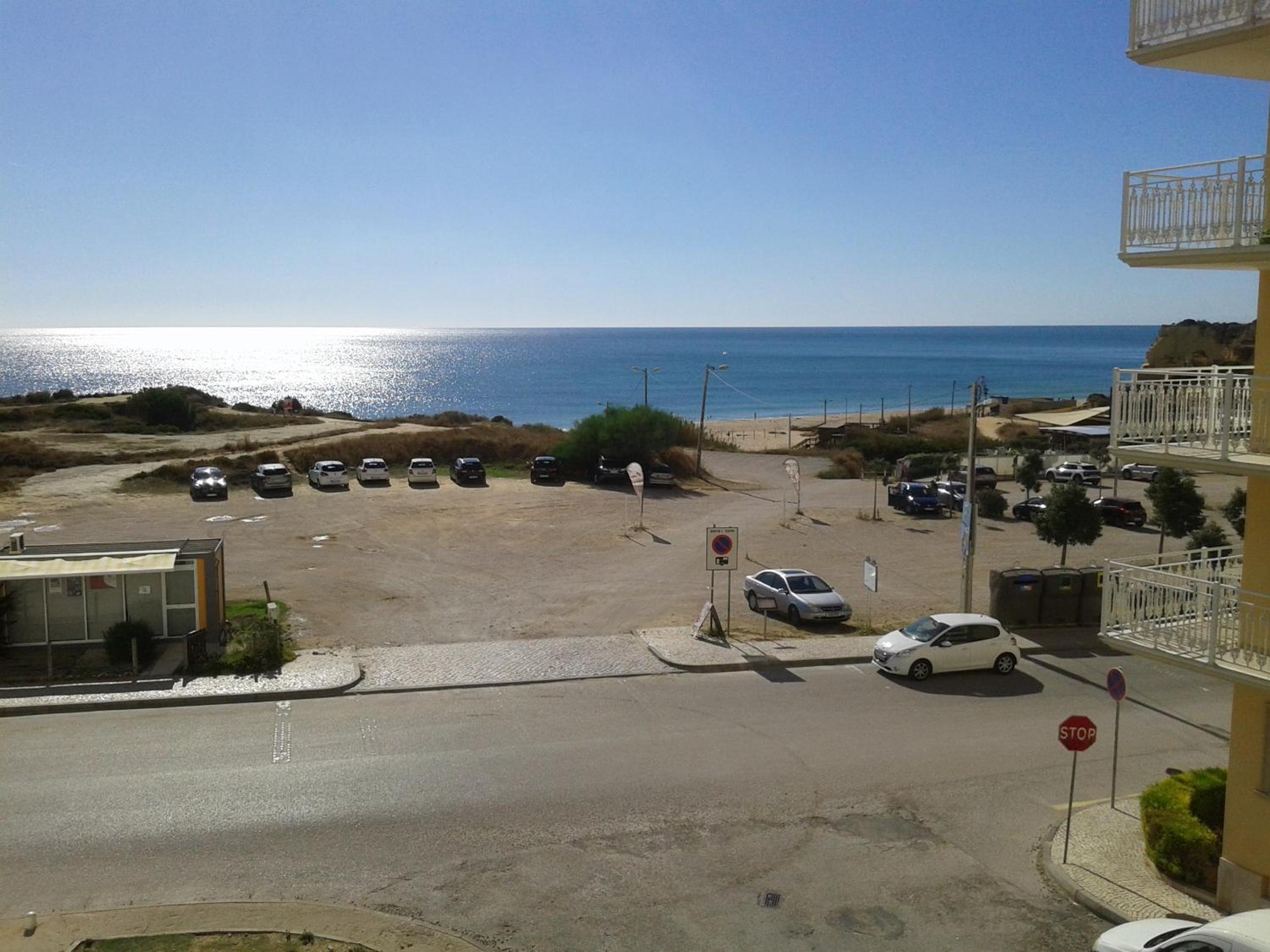 Armacao de Pera Vacations - Gui Beach House - Property Image 1