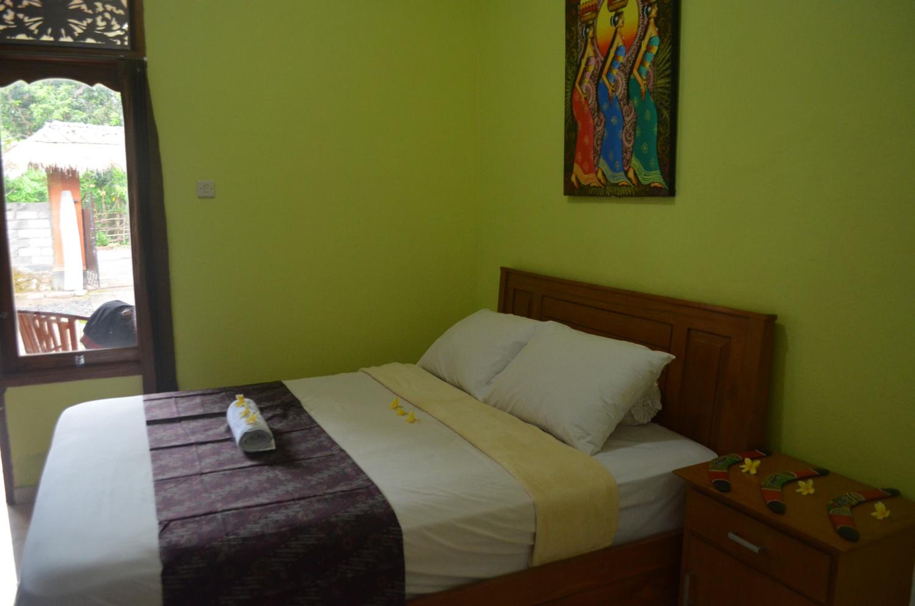 Made Roejas Homestay, Uluwatu - 14