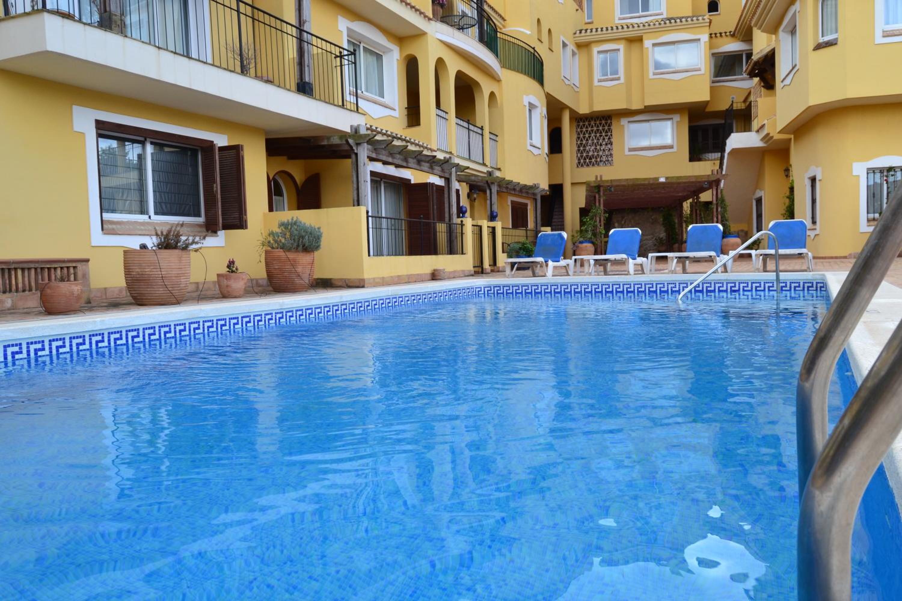 Montemares Golf Luxury Villas & Apartments at La Manga Club view 3