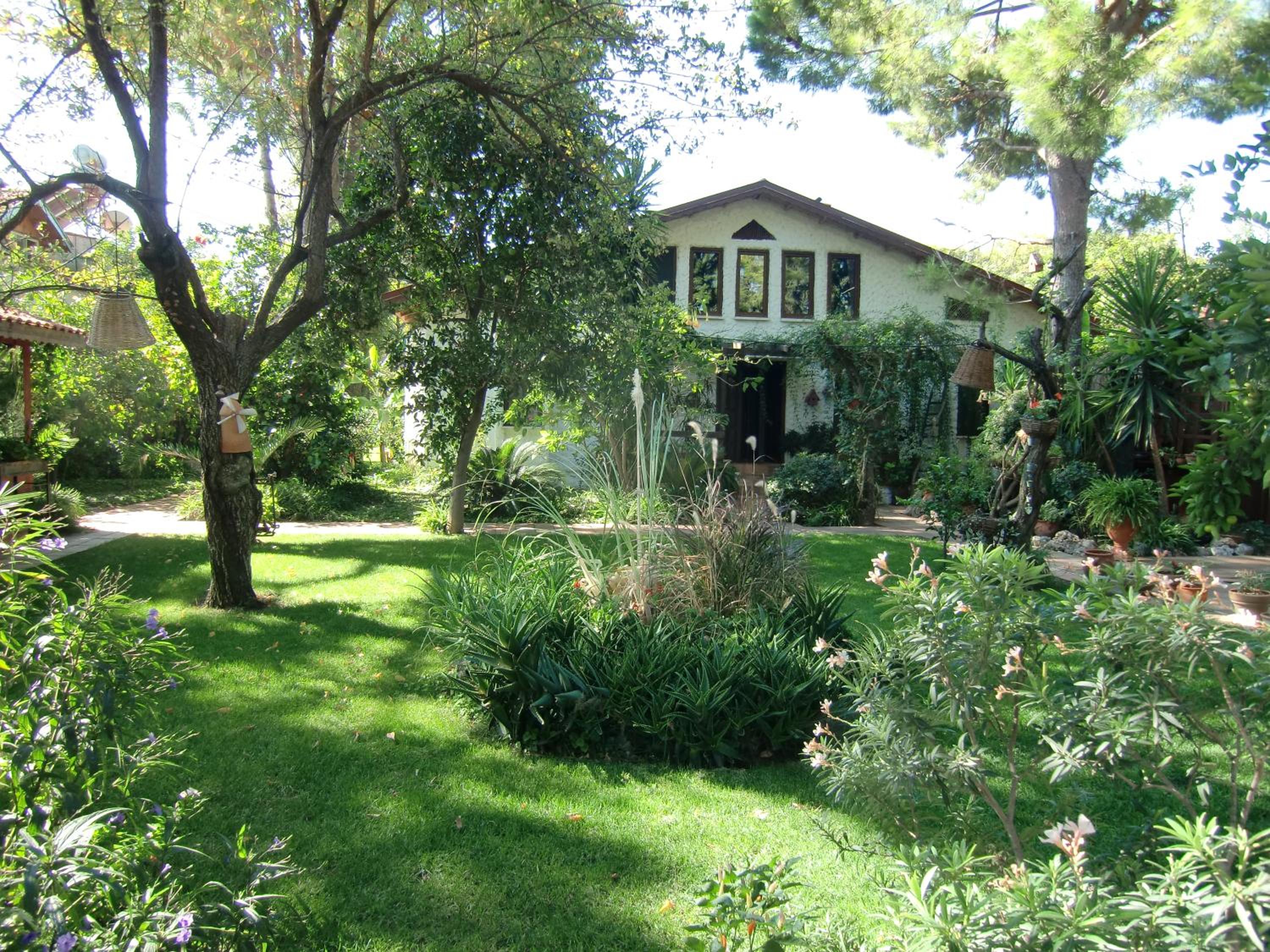 Hotel Happy Caretta - Image 1