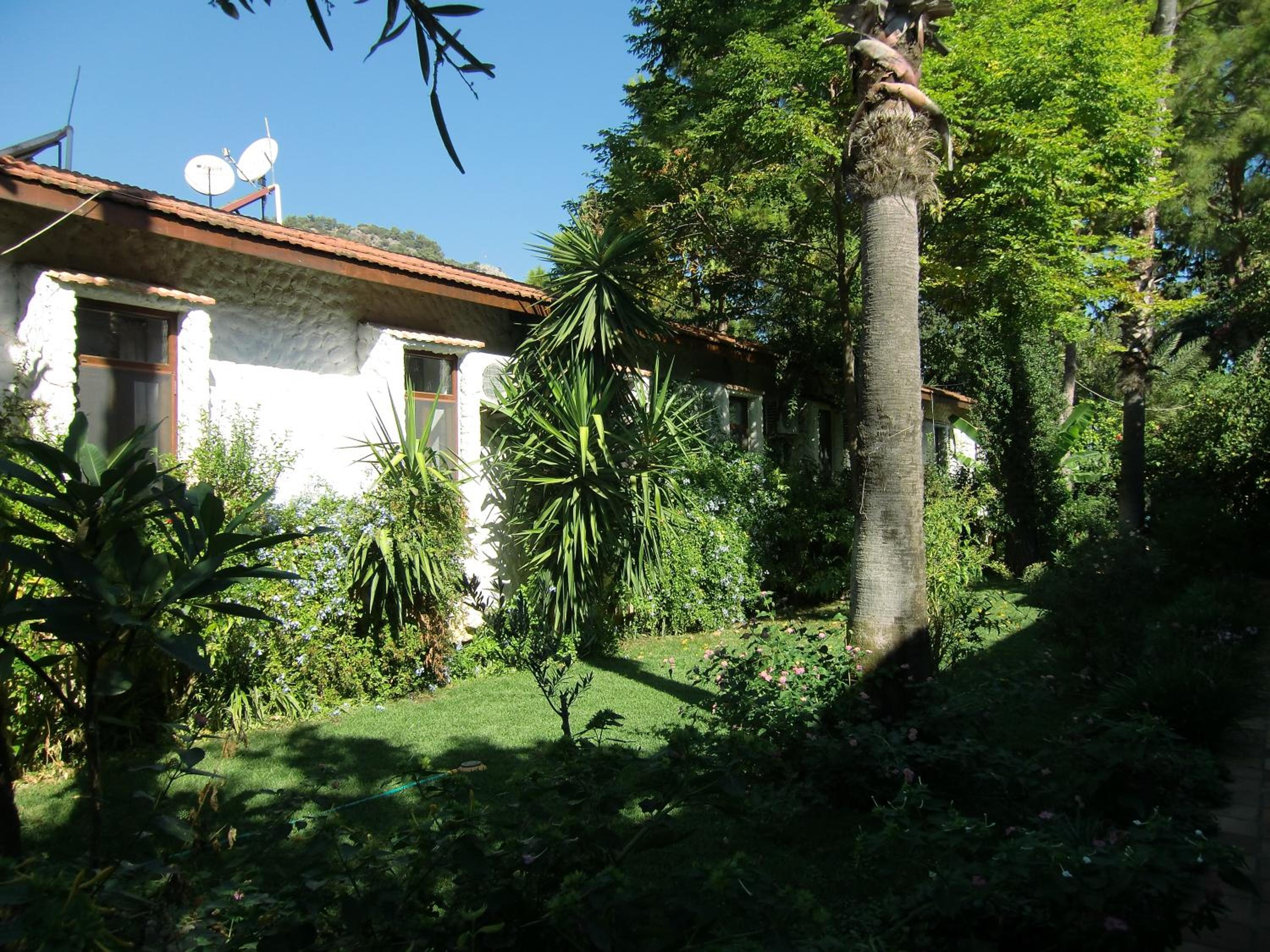 Hotel Happy Caretta