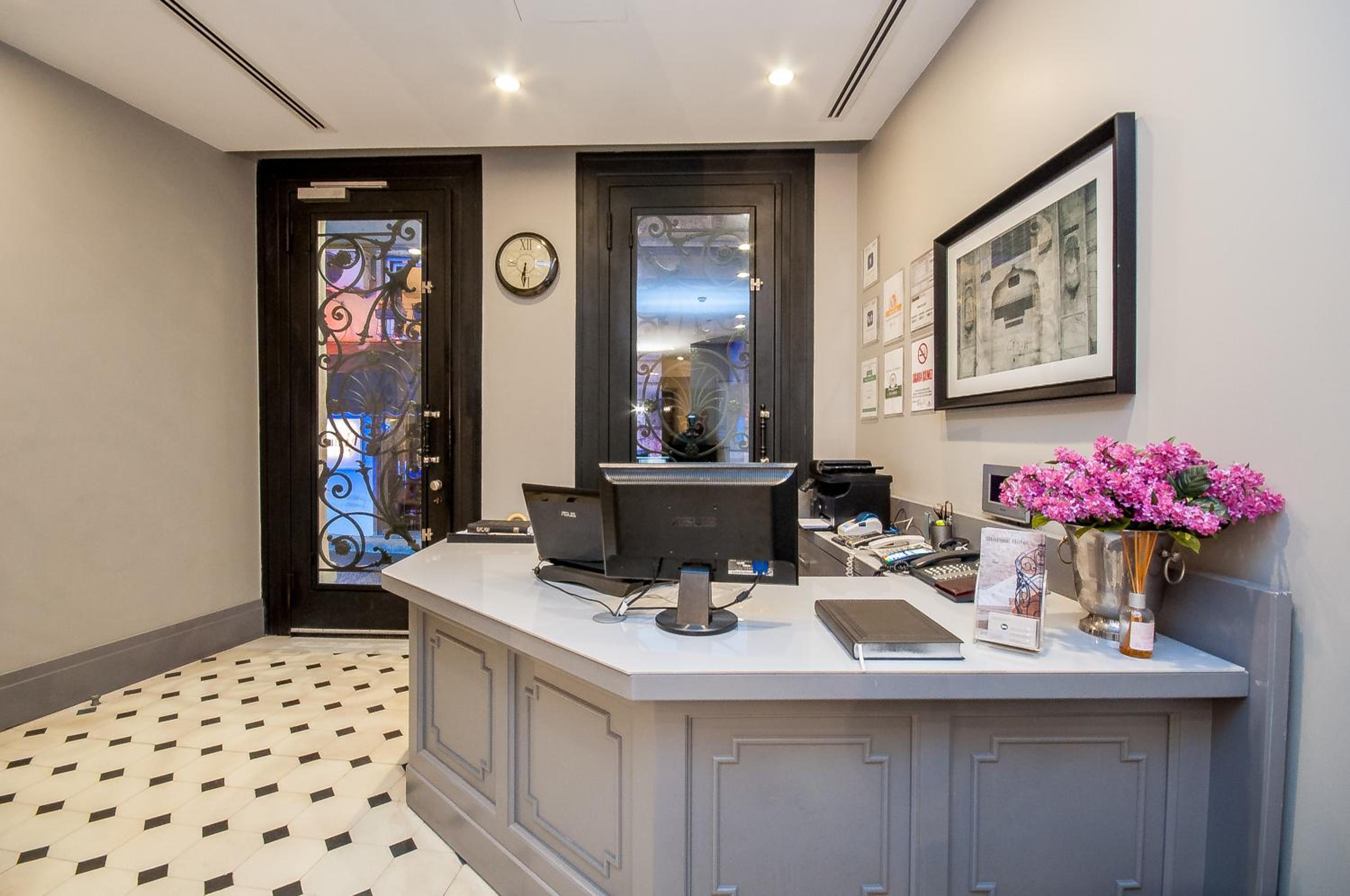 Taksim Prelude Hotel - Image 12