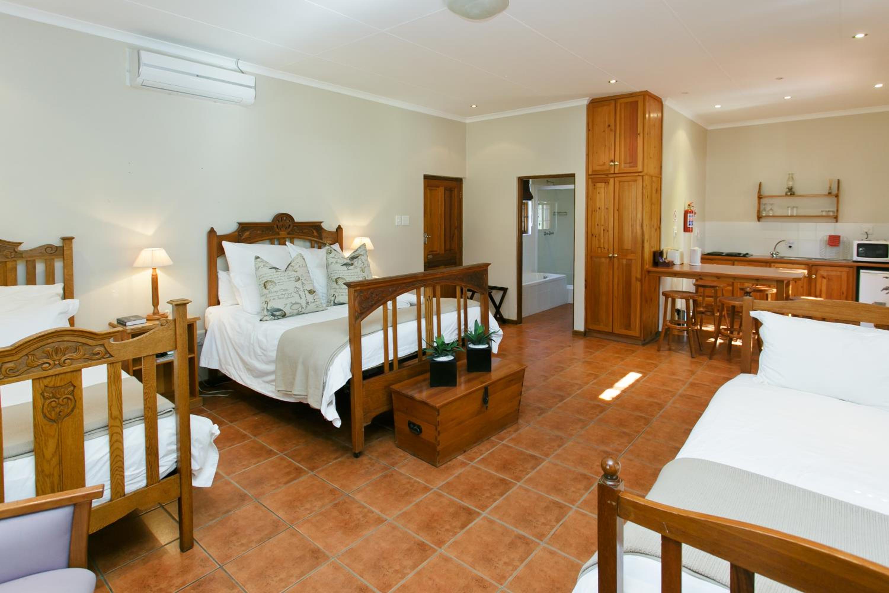 Beaufort Manor Country Lodge