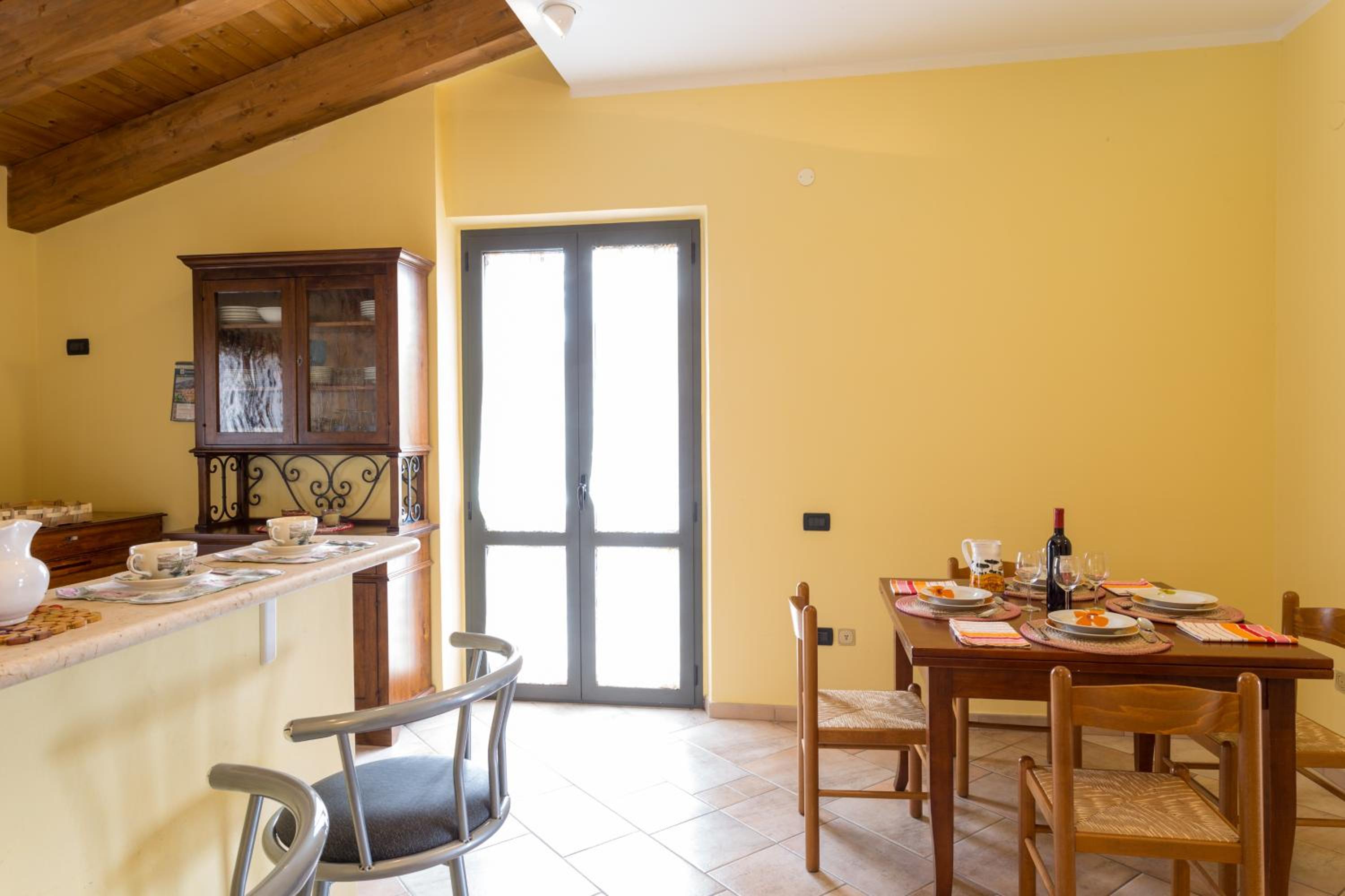 Panoramic Apartment Sigillo view 2