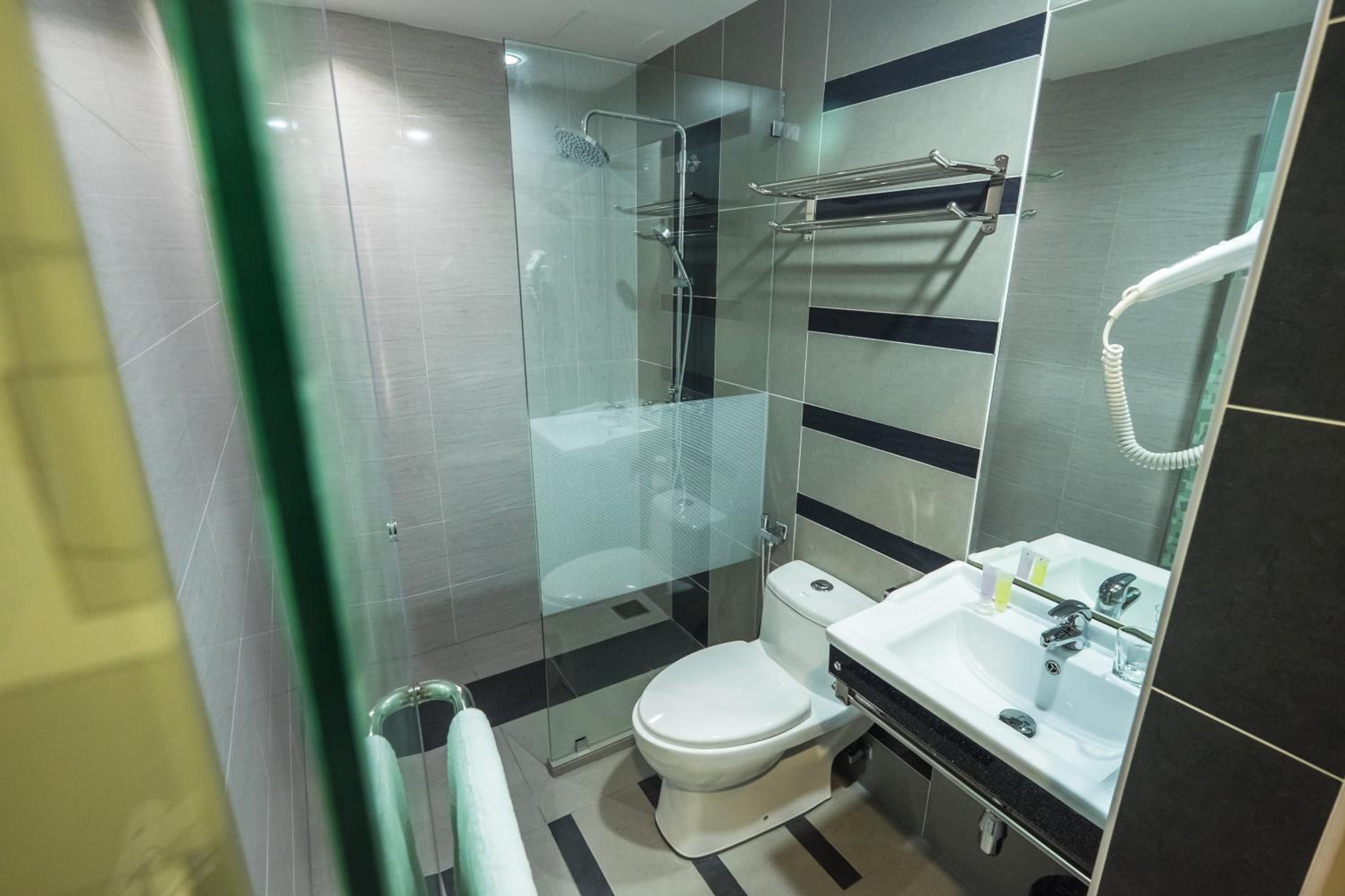Indra Hotel Ipoh photo 6