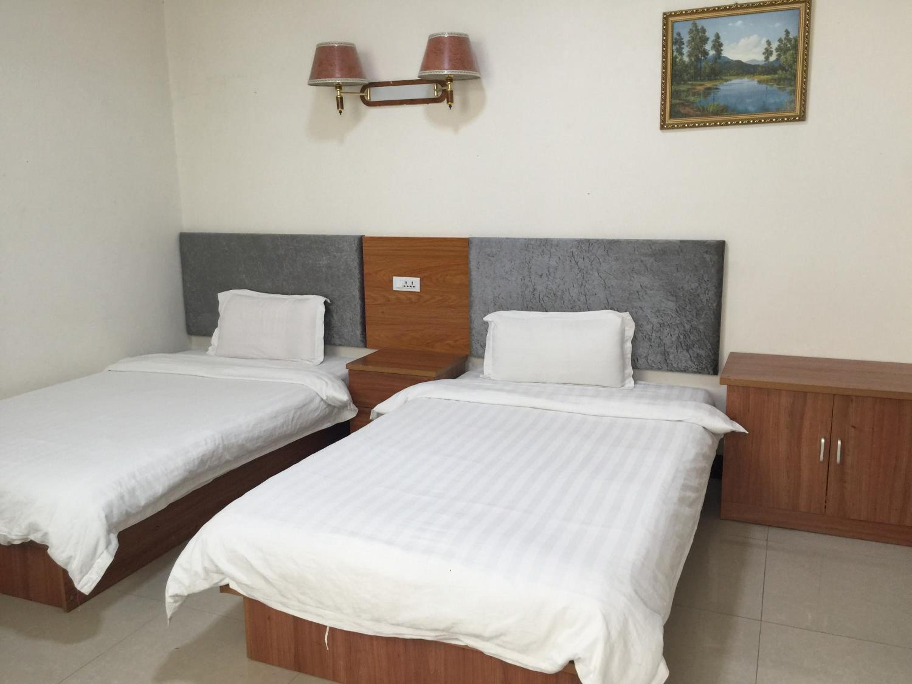 Huashan International Youth Hostel