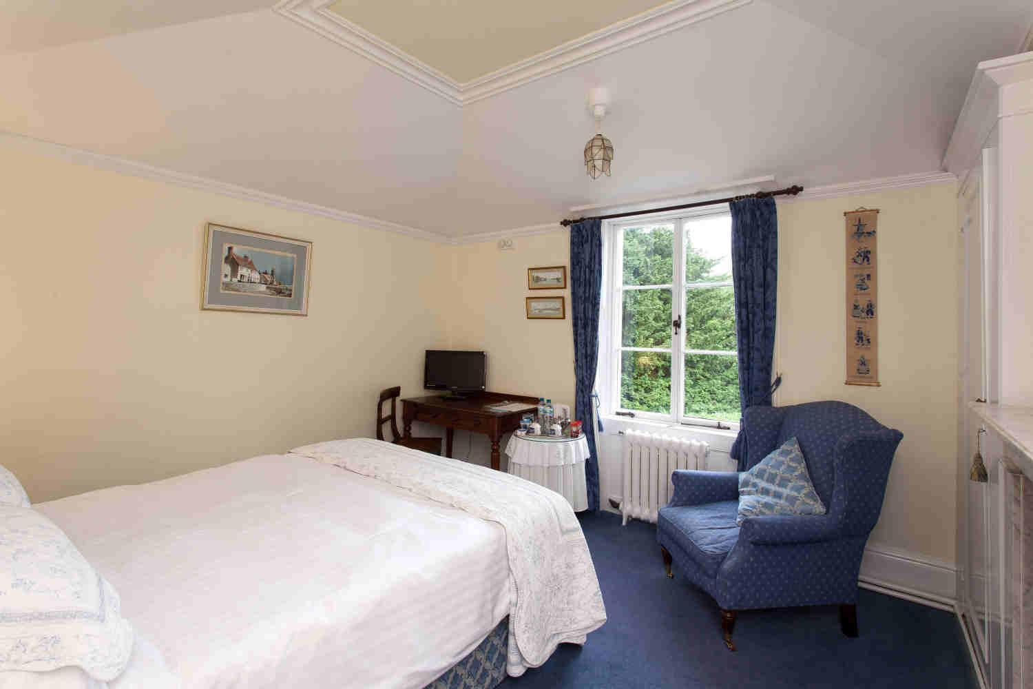 Hollybank House