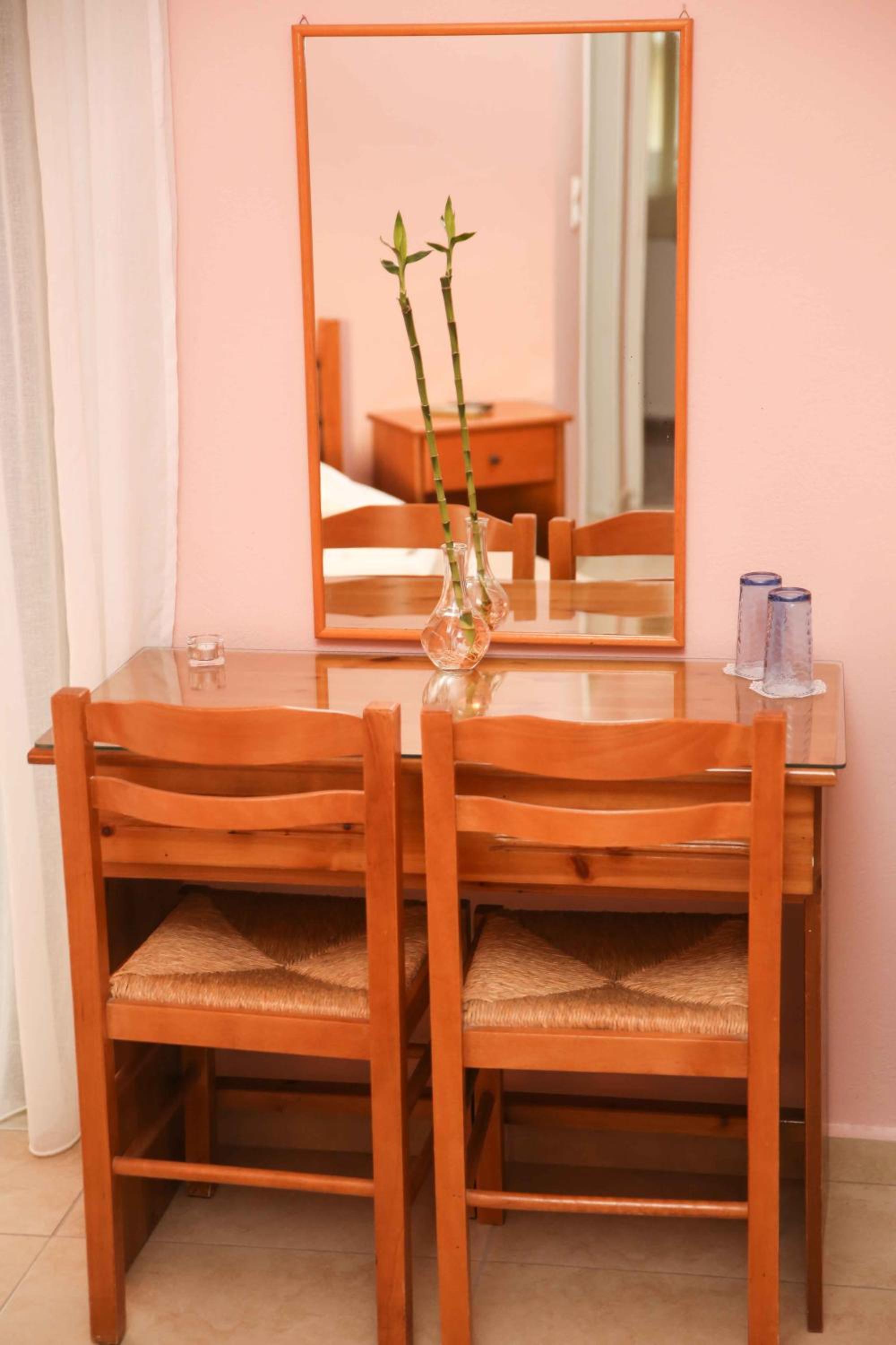 Anixis Hotel