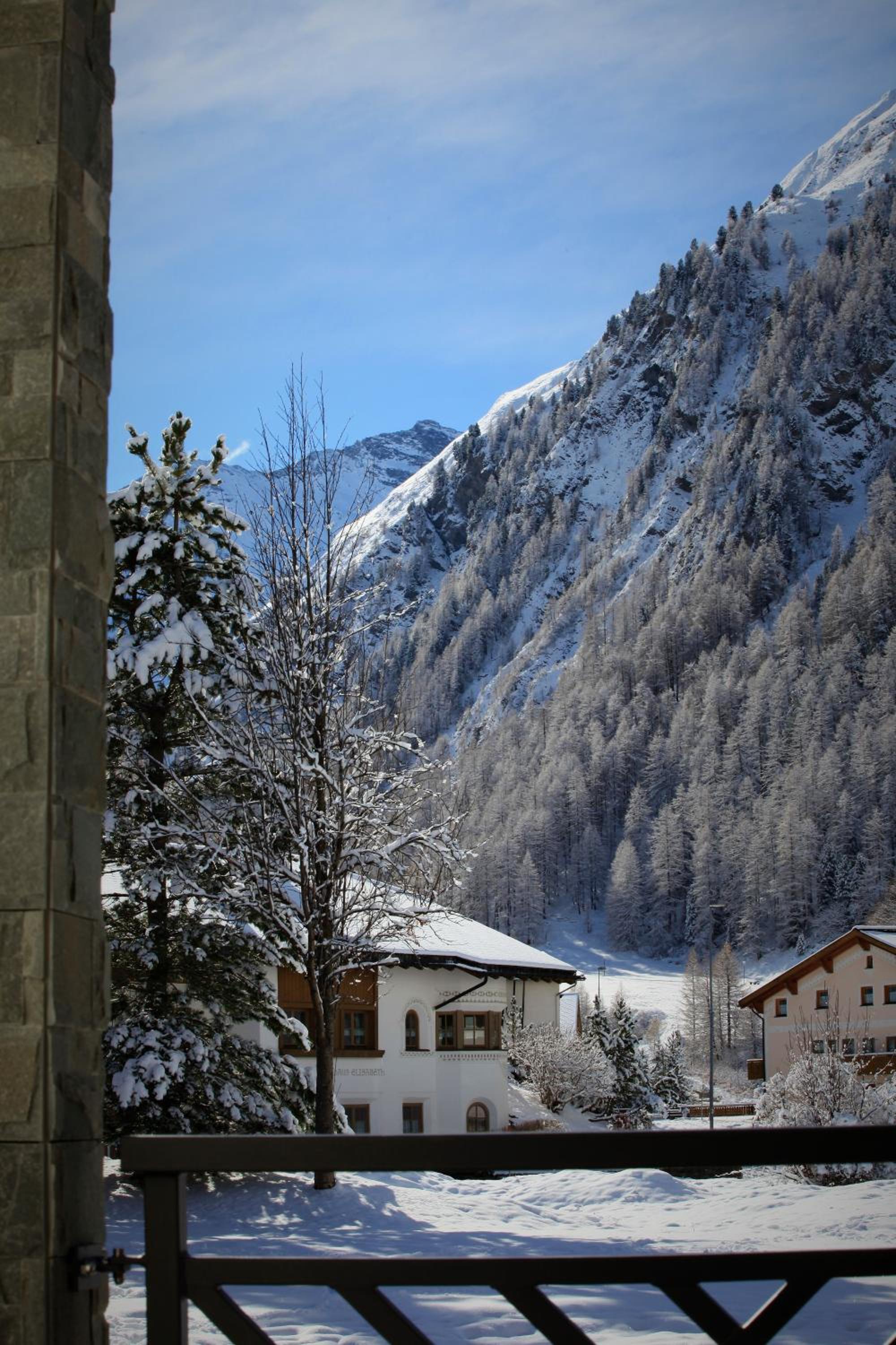 Engadin Lodge PREMIUM & PRIVATE